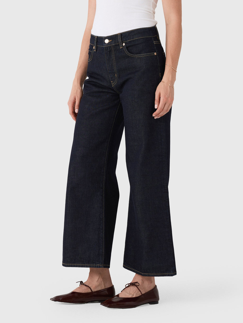 Frame Women's The Swing Jean