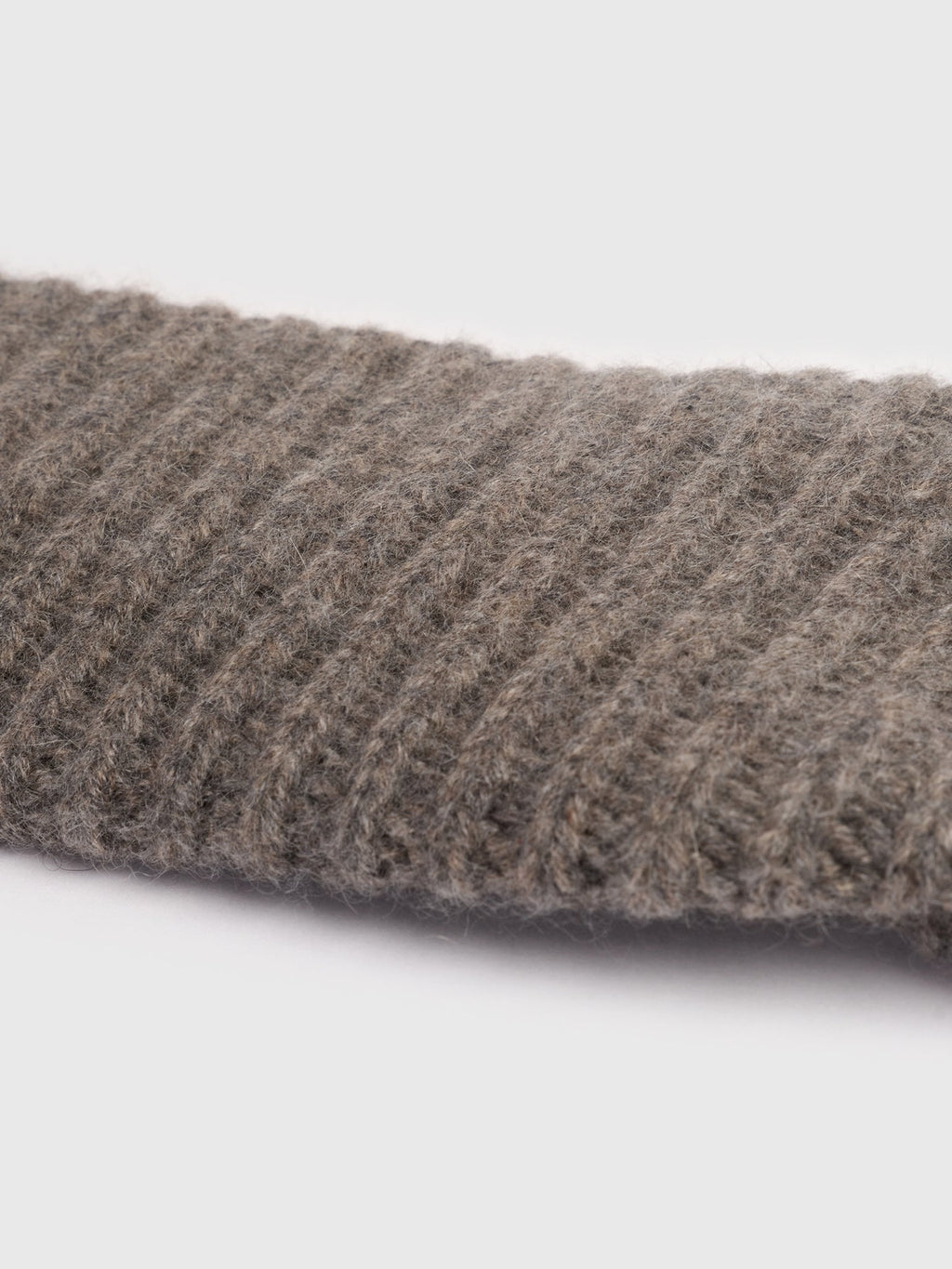 White & Warren Women's Cashmere Ribbed Headband