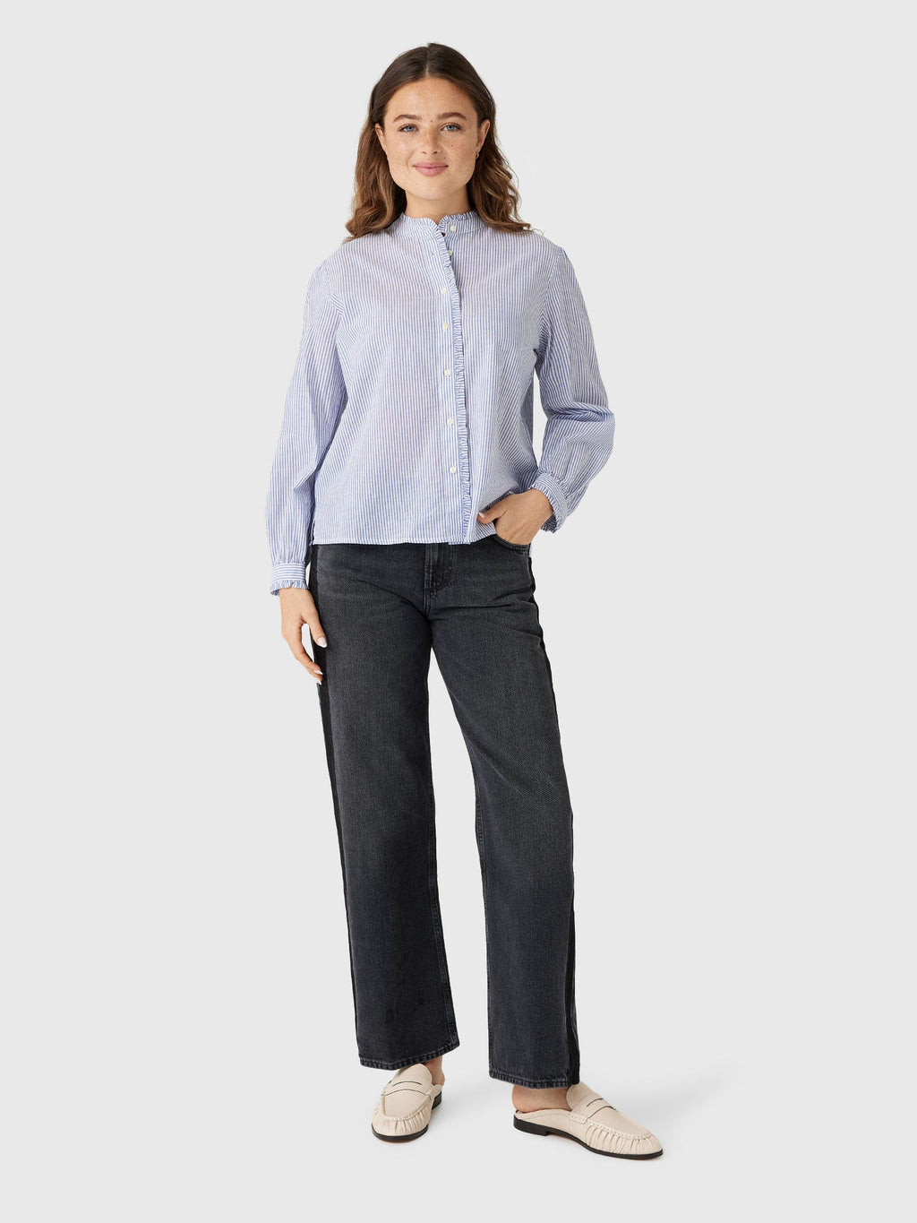 Alex Mill Women's Chantilly Striped Ruffle Shirt