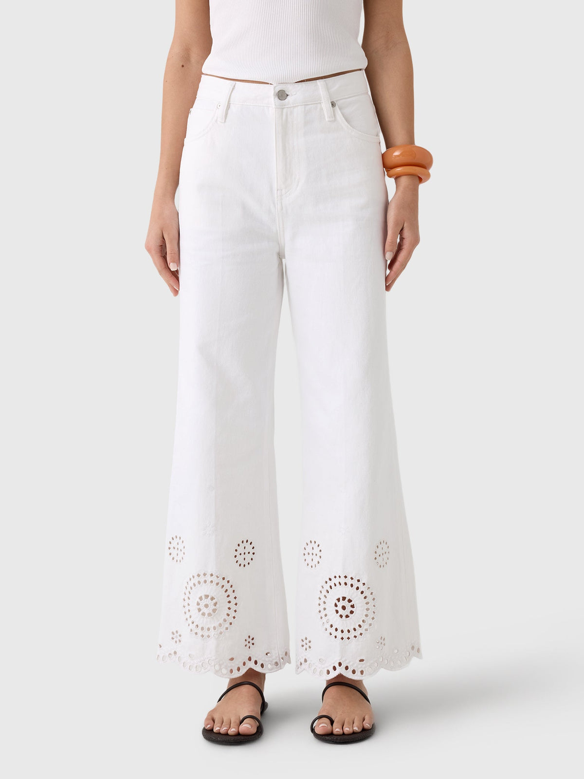 Frame Women's The Eyelet Flare Jean