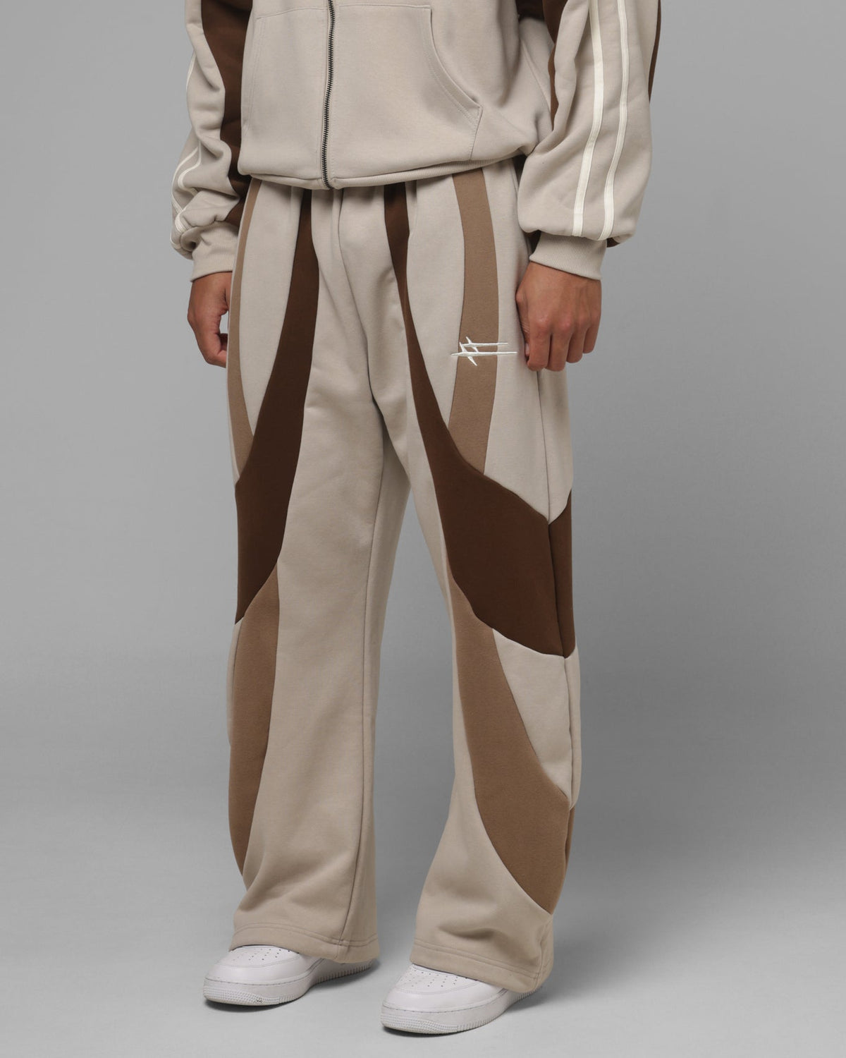 Loiter Hybrid Tek Sweatpants Stone