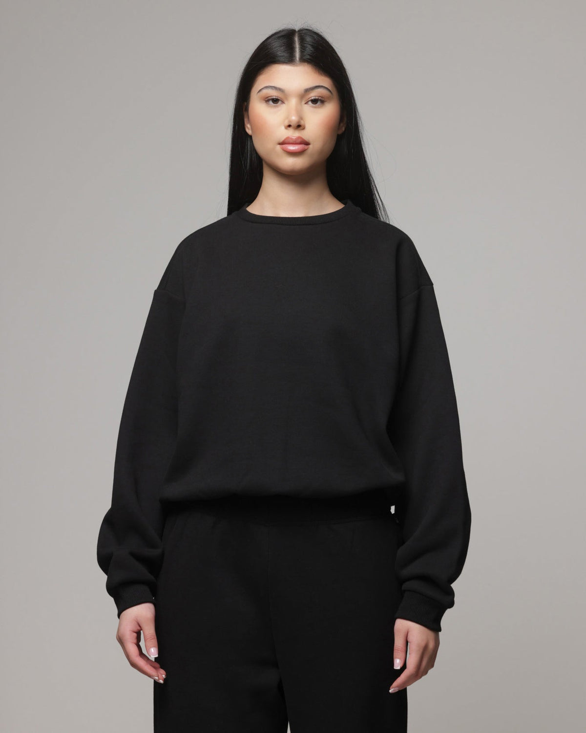 American Thrift Women's Classic Crewneck Black