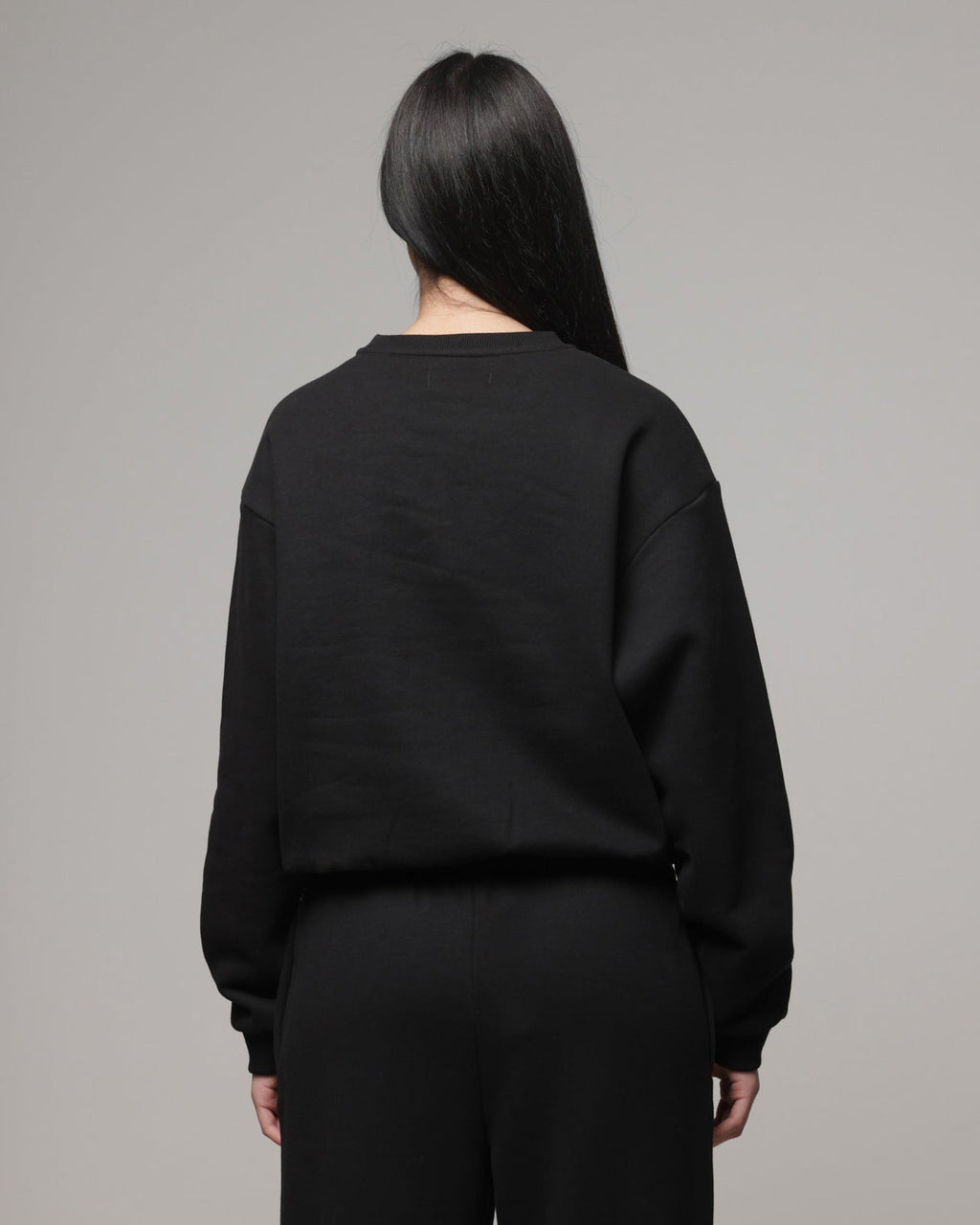 American Thrift Women's Classic Crewneck Black