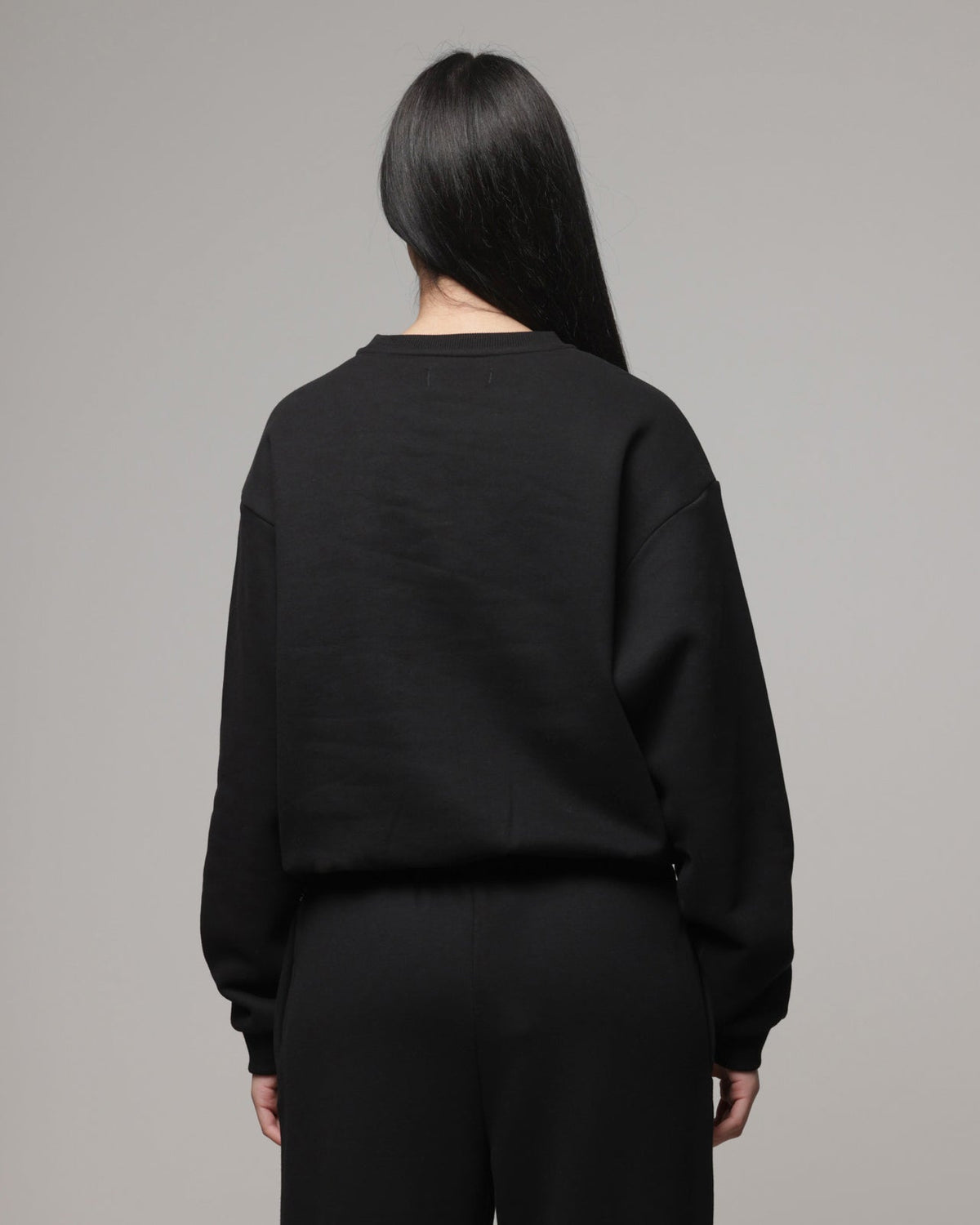 American Thrift Women's Classic Crewneck Black