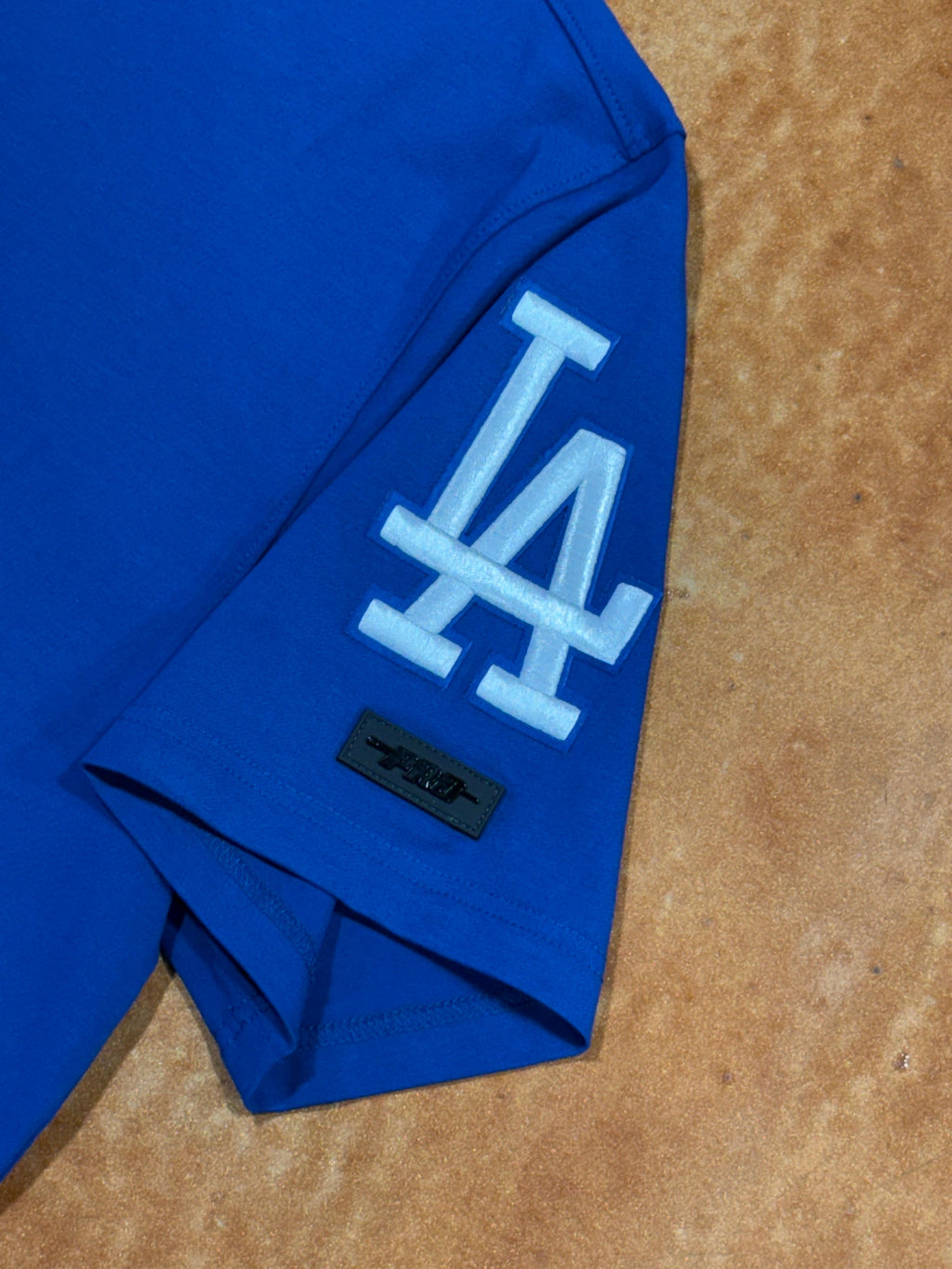 LOS ANGELES DODGERS MOOKIE BETTS #50 AVATAR SJ TEE, DODGER BLUE