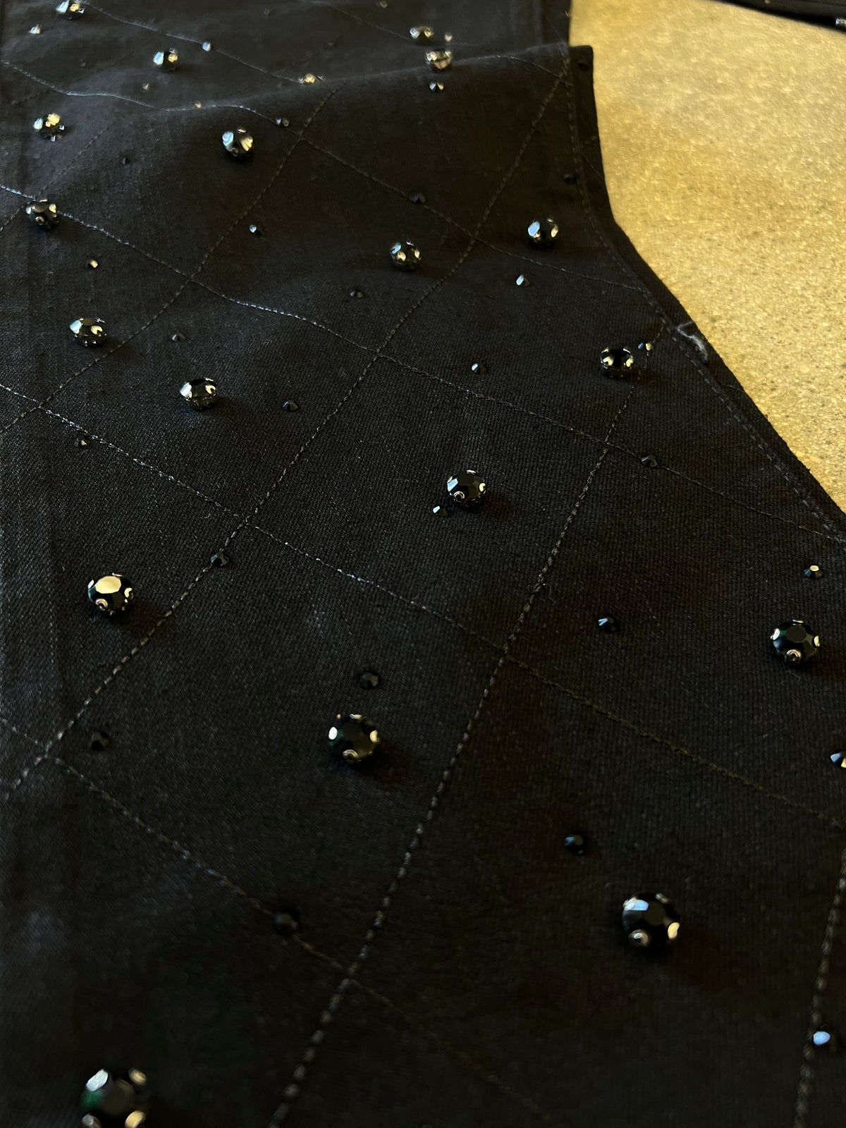 STYLO DIAMOND STUDDED DENIM  BLACK