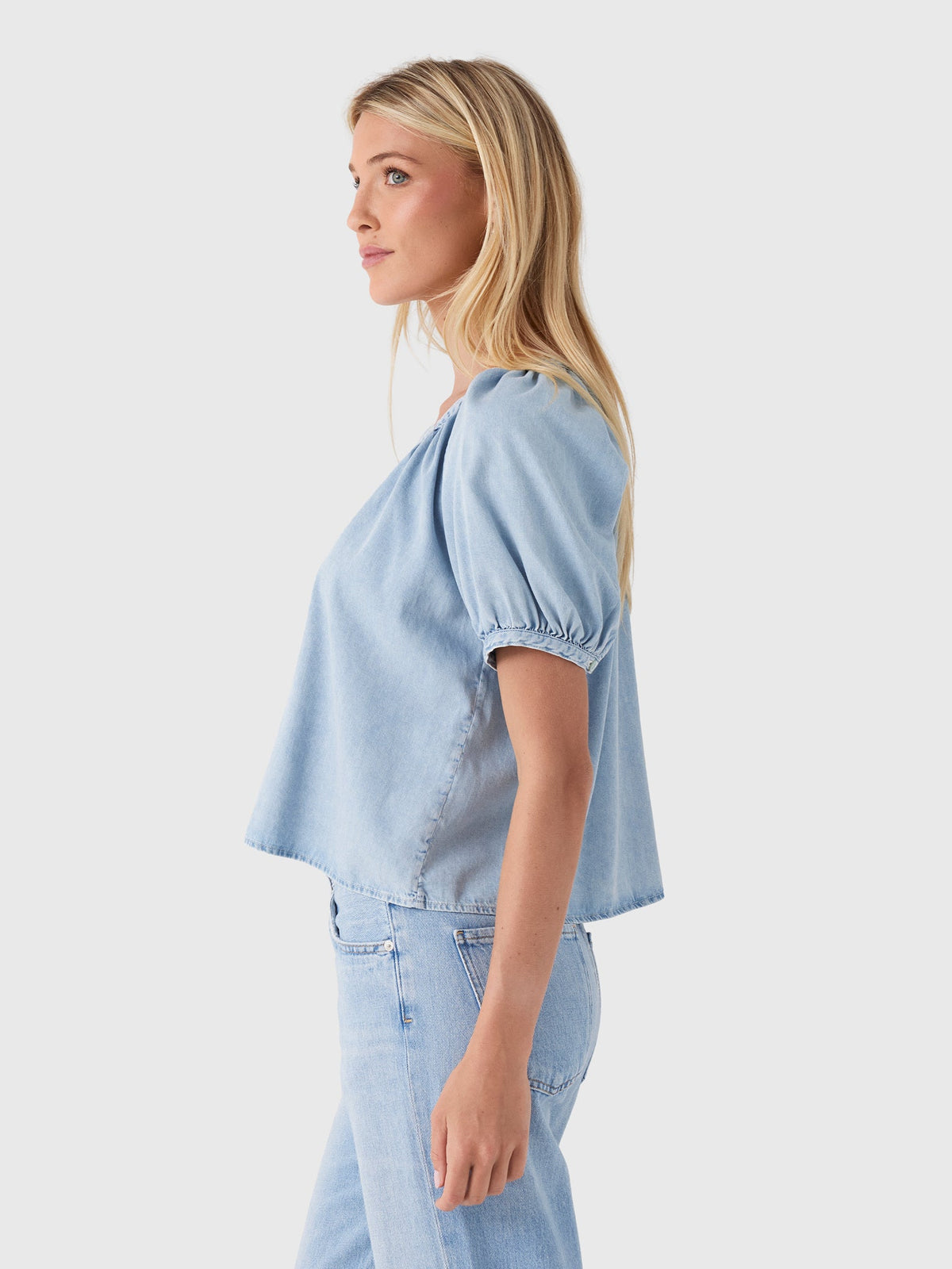 Frame Women's The Resort Shirt