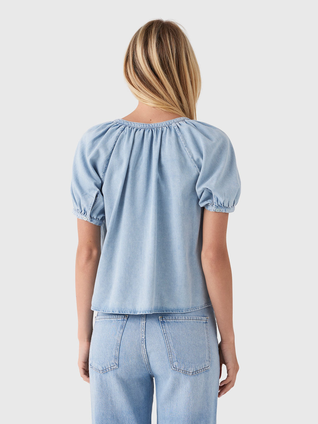 Frame Women's The Resort Shirt