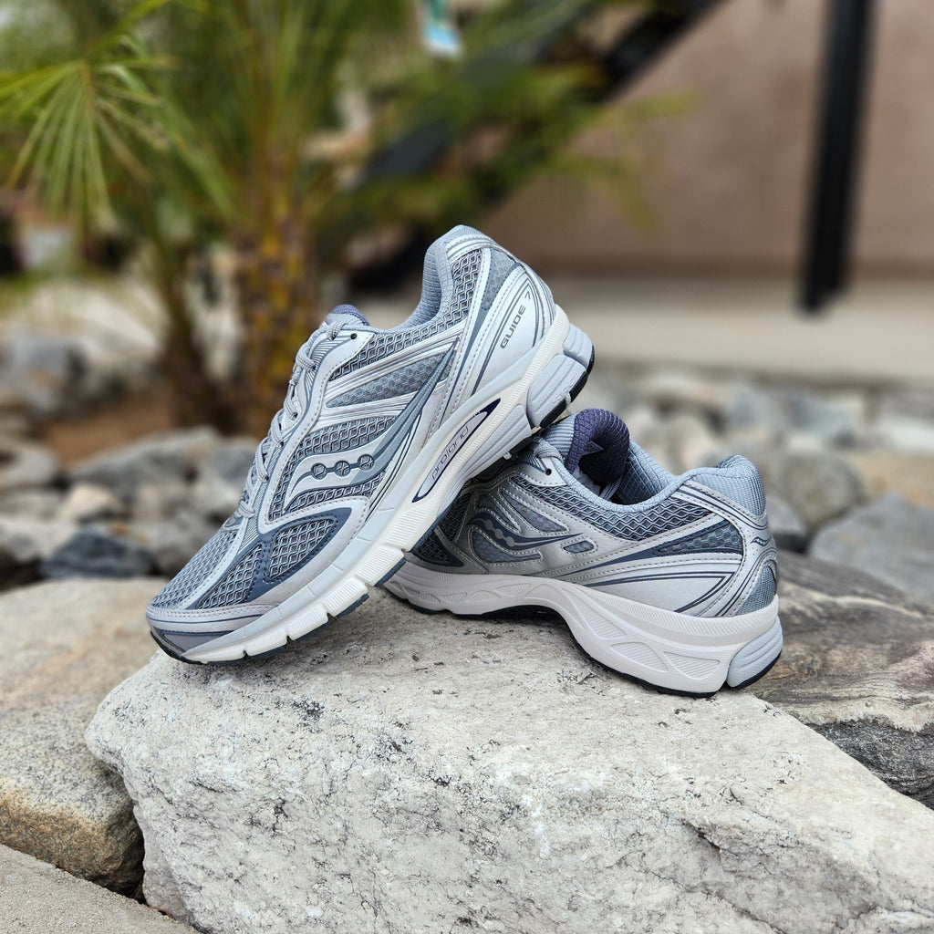 SAUCONY GUIDE 7 GREY SILVER