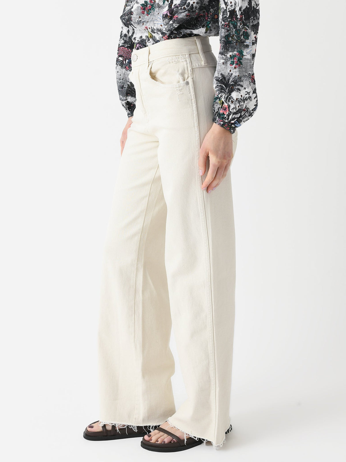 AMO Women's Frida Jean
