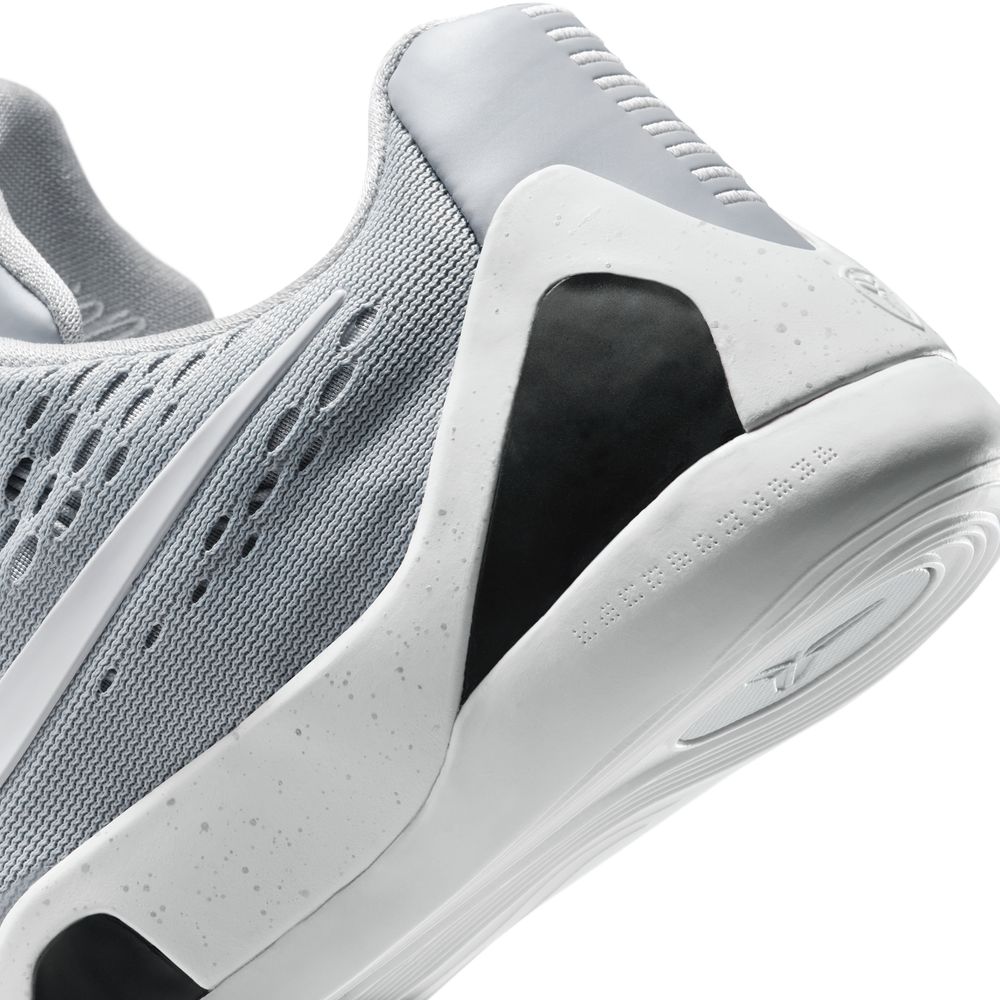 NIKE Kobe Ix Low Em (GS) Kids Sneakers
