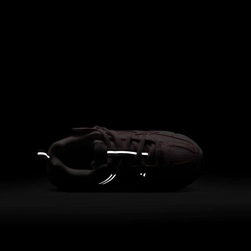 NIKE Vomero 5 (PS) Little Kids Sneakers