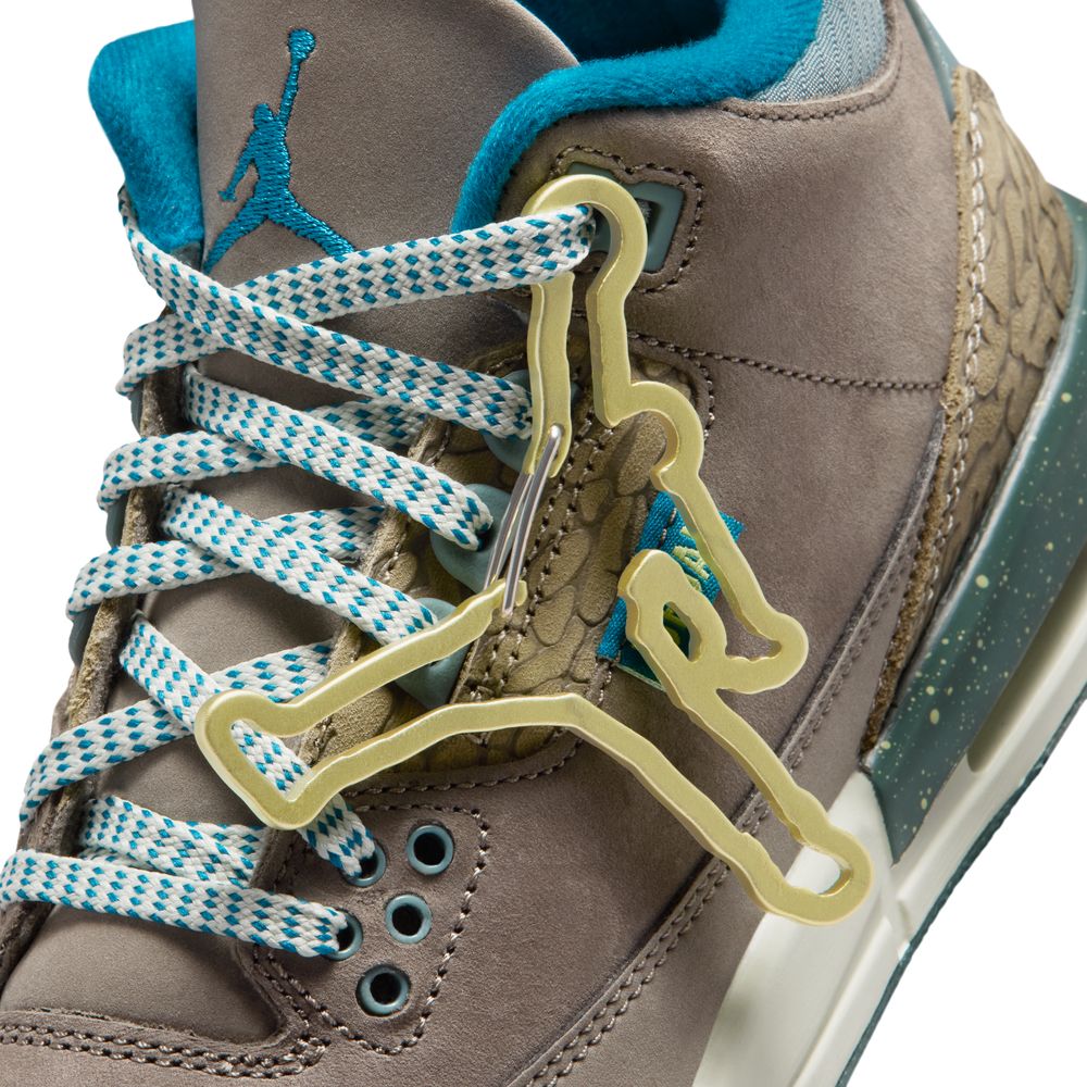 NIKE Air Jordan 3 Retro 'Olive Grey' GS Kids Sneakers