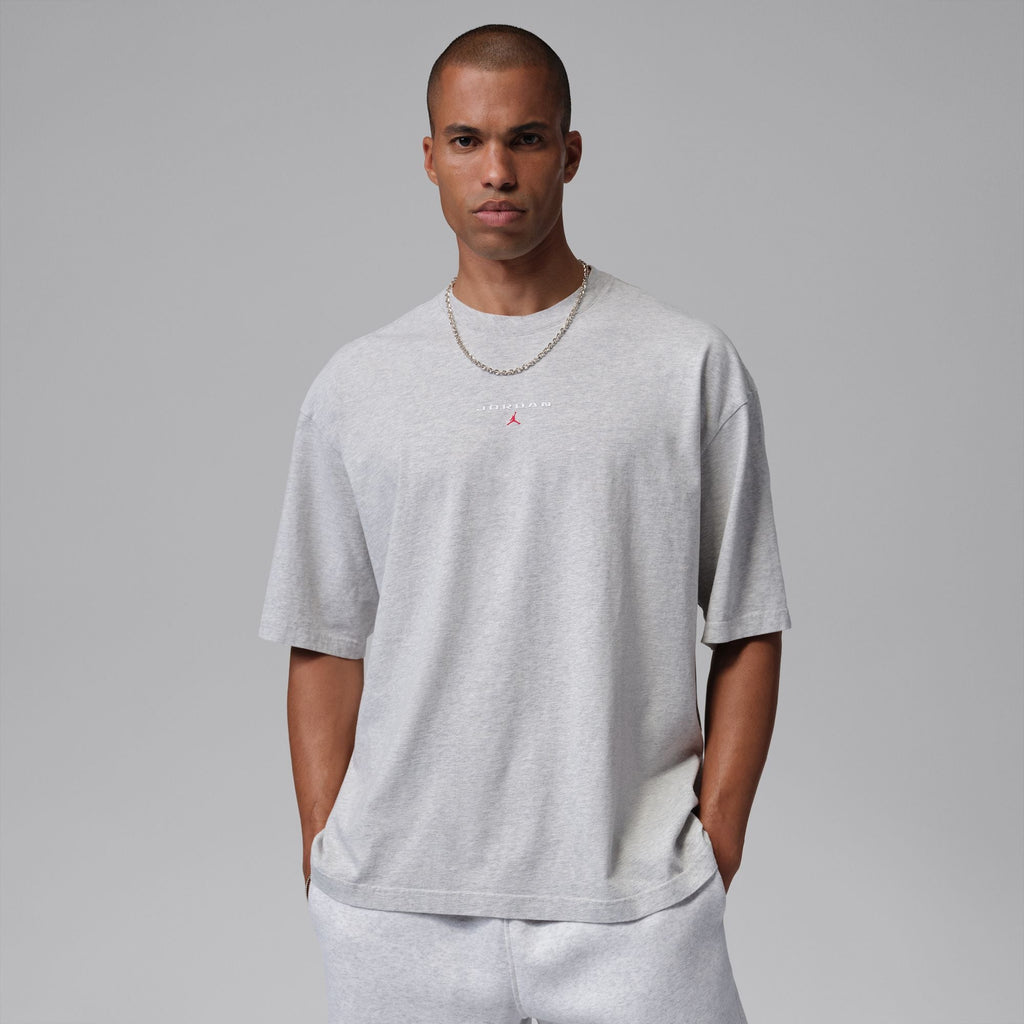 Jordan Flight Essentials Men's Oversized Patch T-Shirt