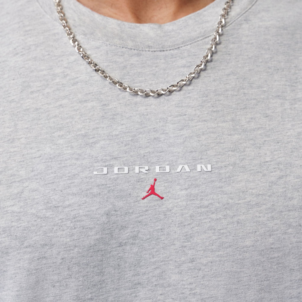 Jordan Flight Essentials Men's Oversized Patch T-Shirt
