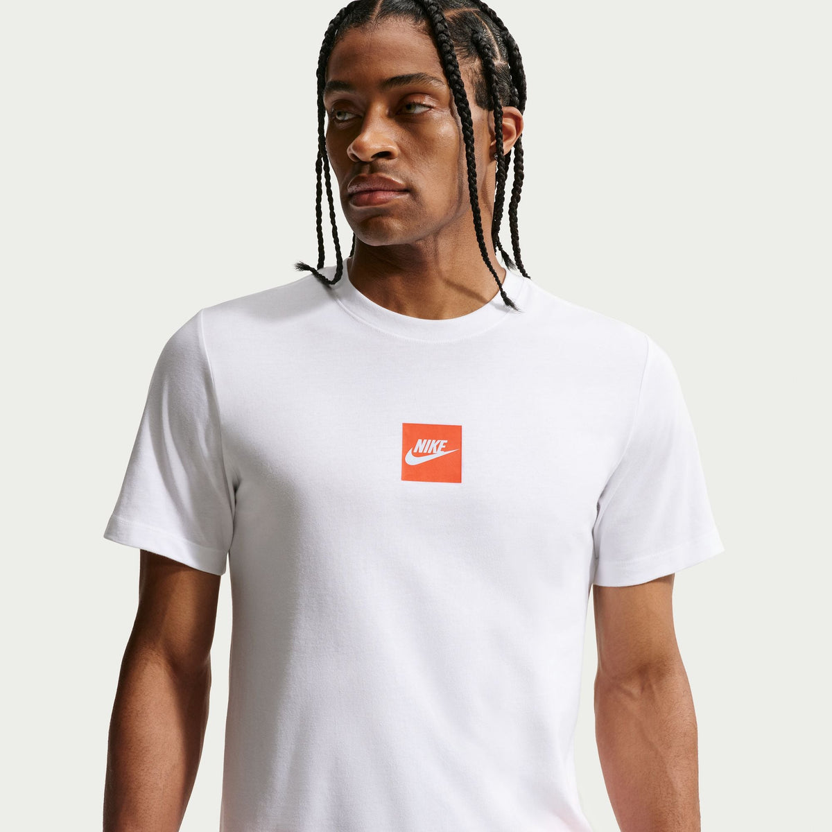 NIKE SPORTSWEAR SHORT SLEEVE T-SHIRT