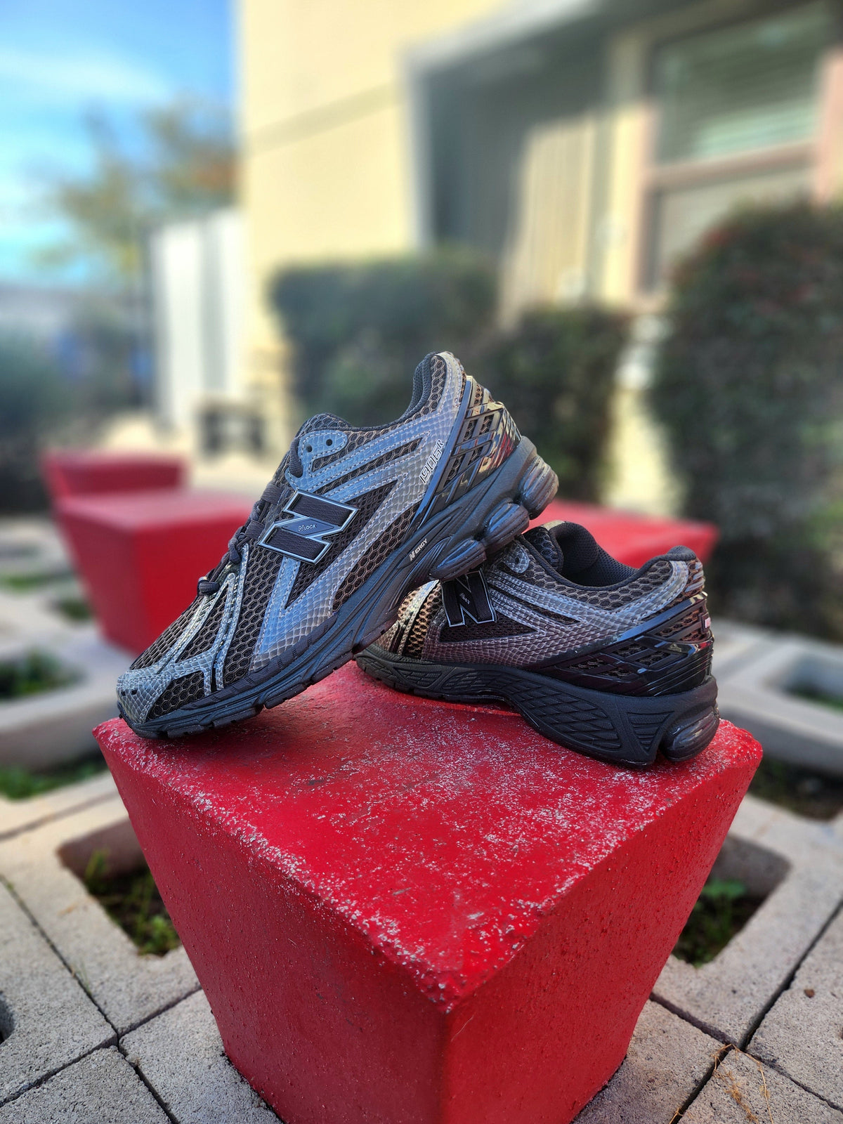 NEW BALANCE 1906