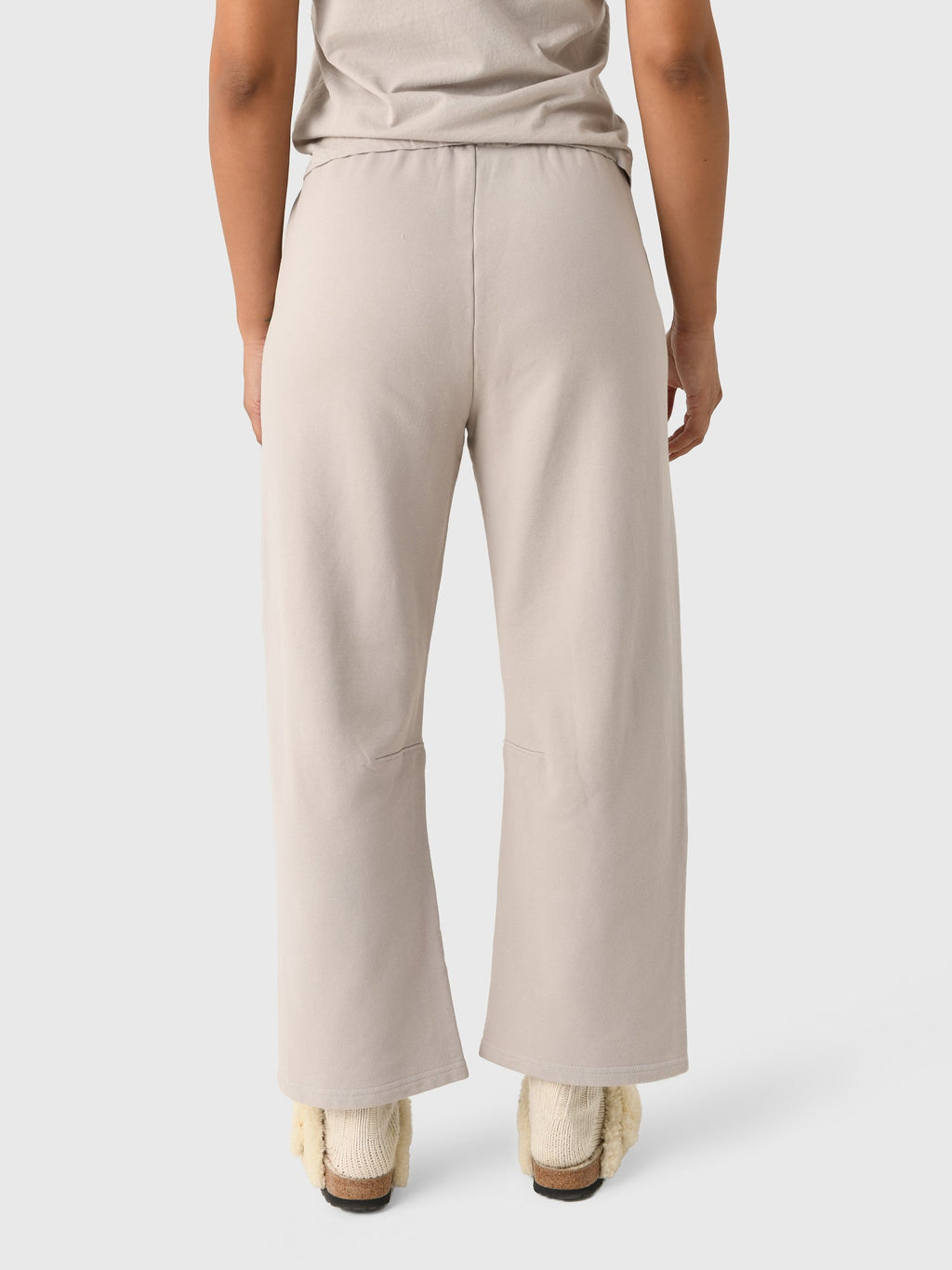 Perfect White Tee Women's Fallon Barrel Leg Sweatpant