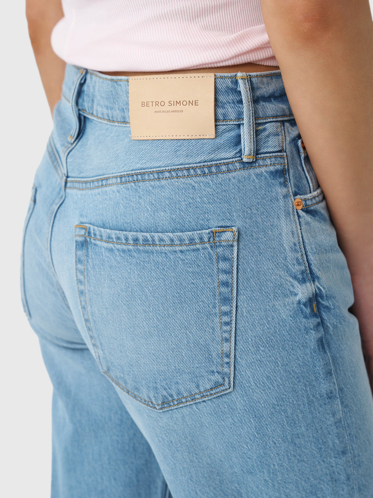 Betro Simone Women's Ellen Barrel Leg Jean