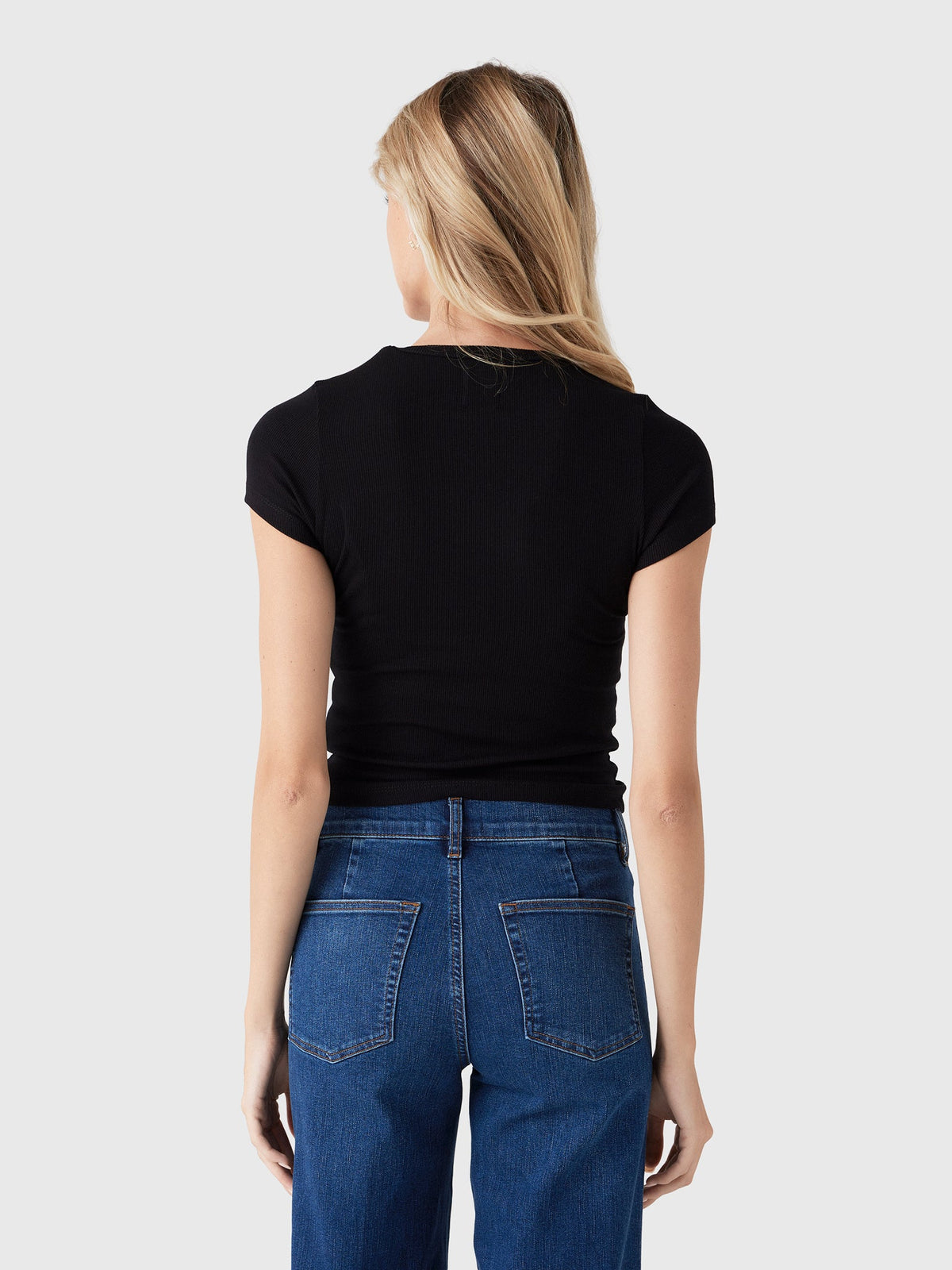 Betro Simone Women's Amber Tee