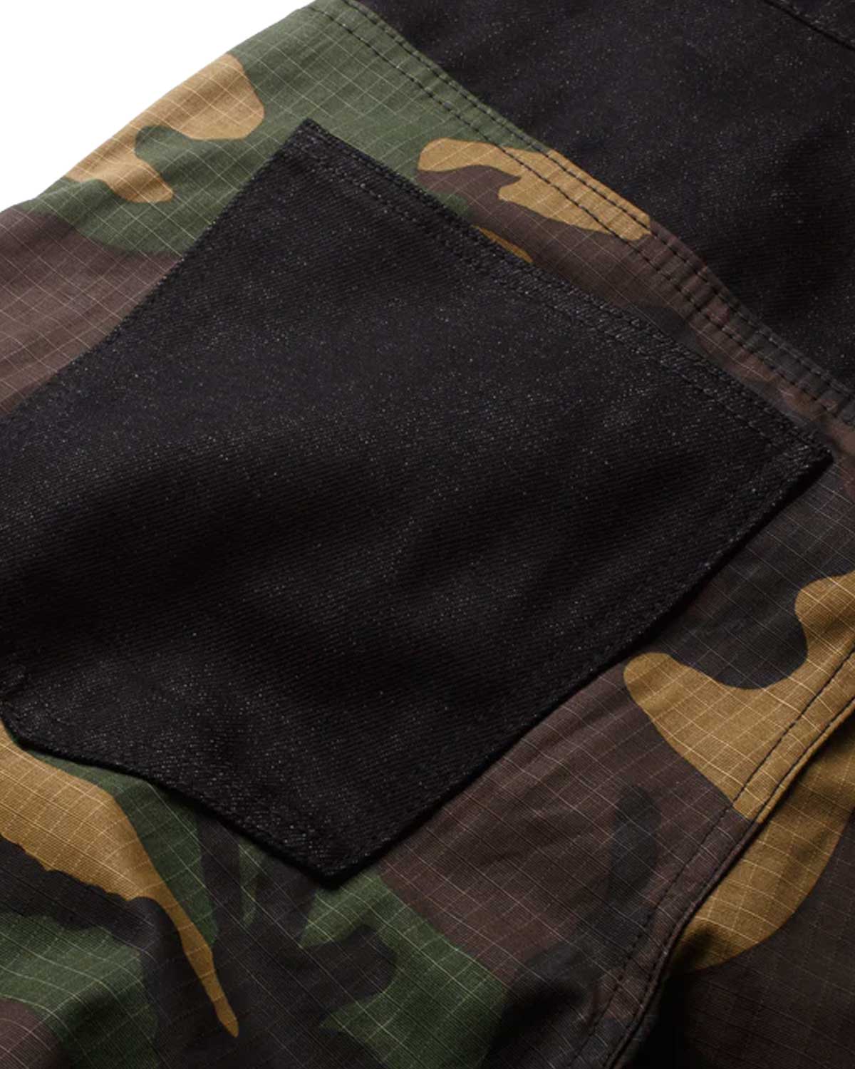 Boredom Kills Double Pants Camo