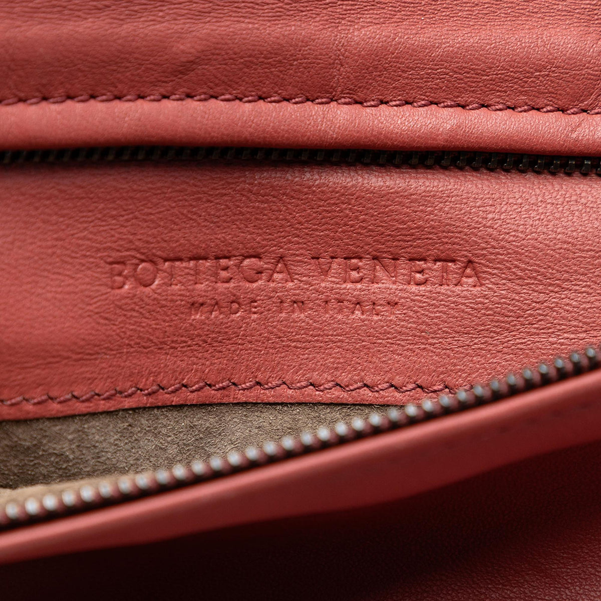Bottega Veneta Nappa Intrecciato Turn Lock Clutch - Red