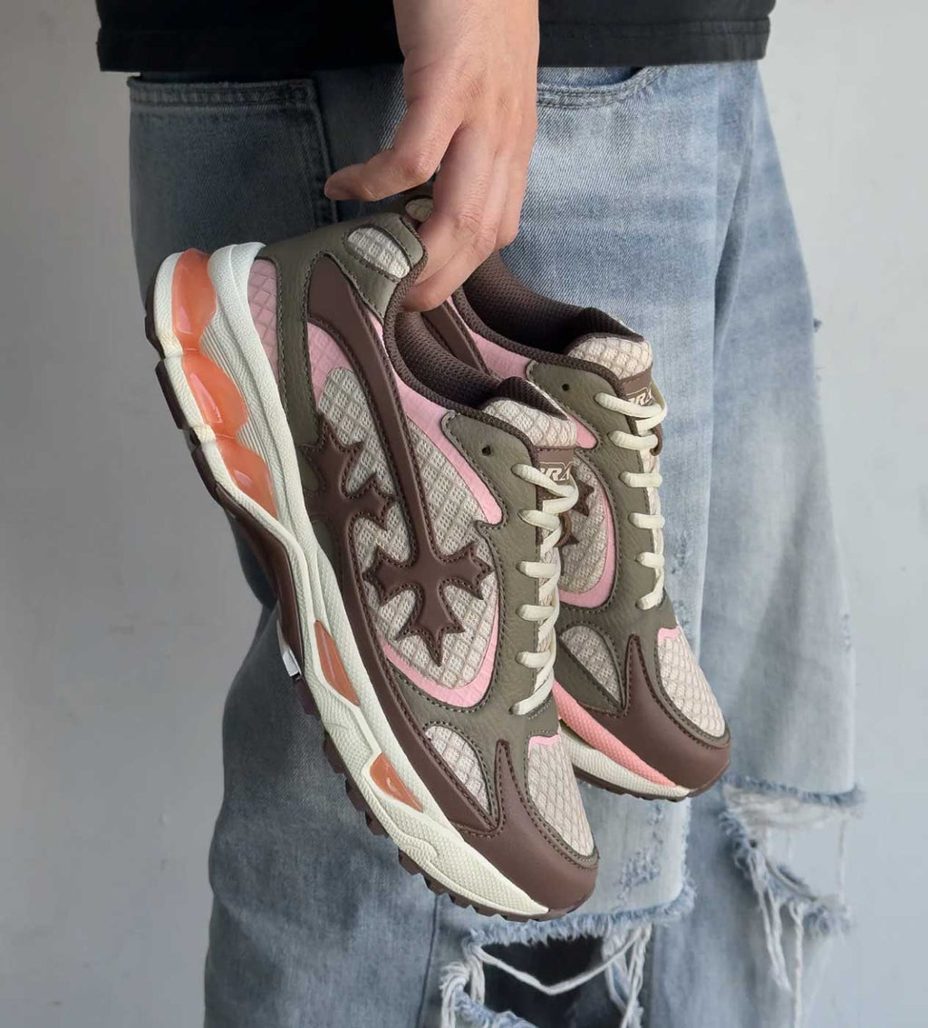 Bravest Studios Cherry Kross Kountry Runner Brown/Pink