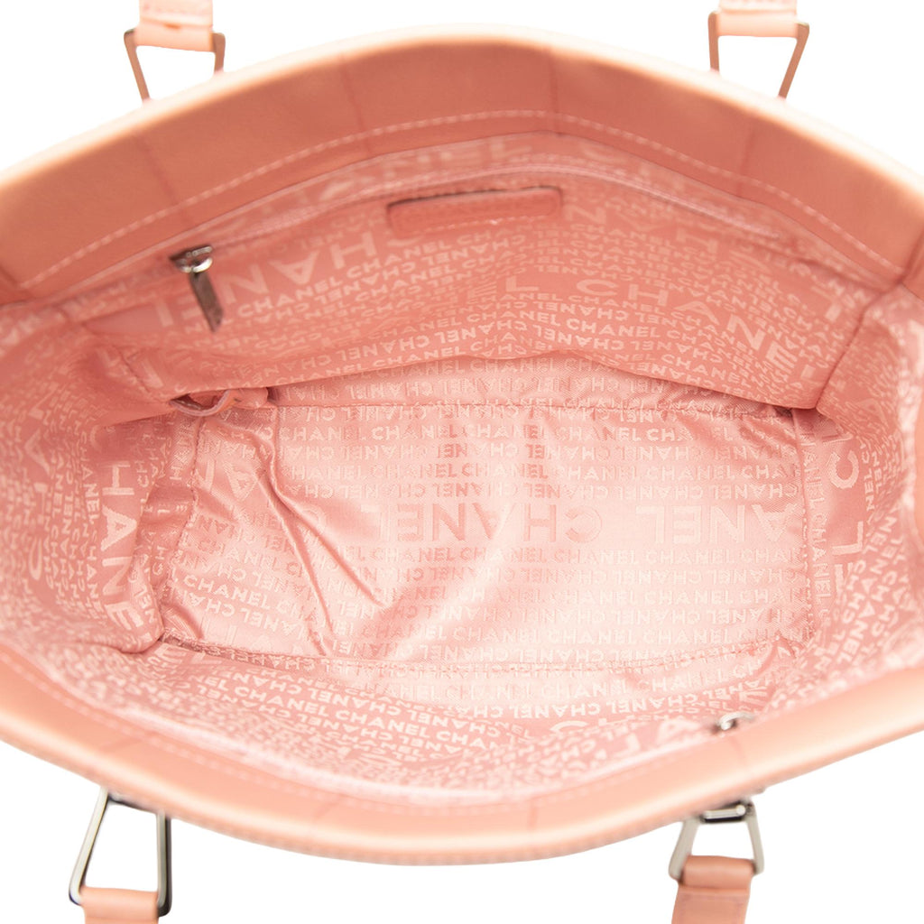 Chanel CC Chocolate Bar Caviar Tote Bag - Pink