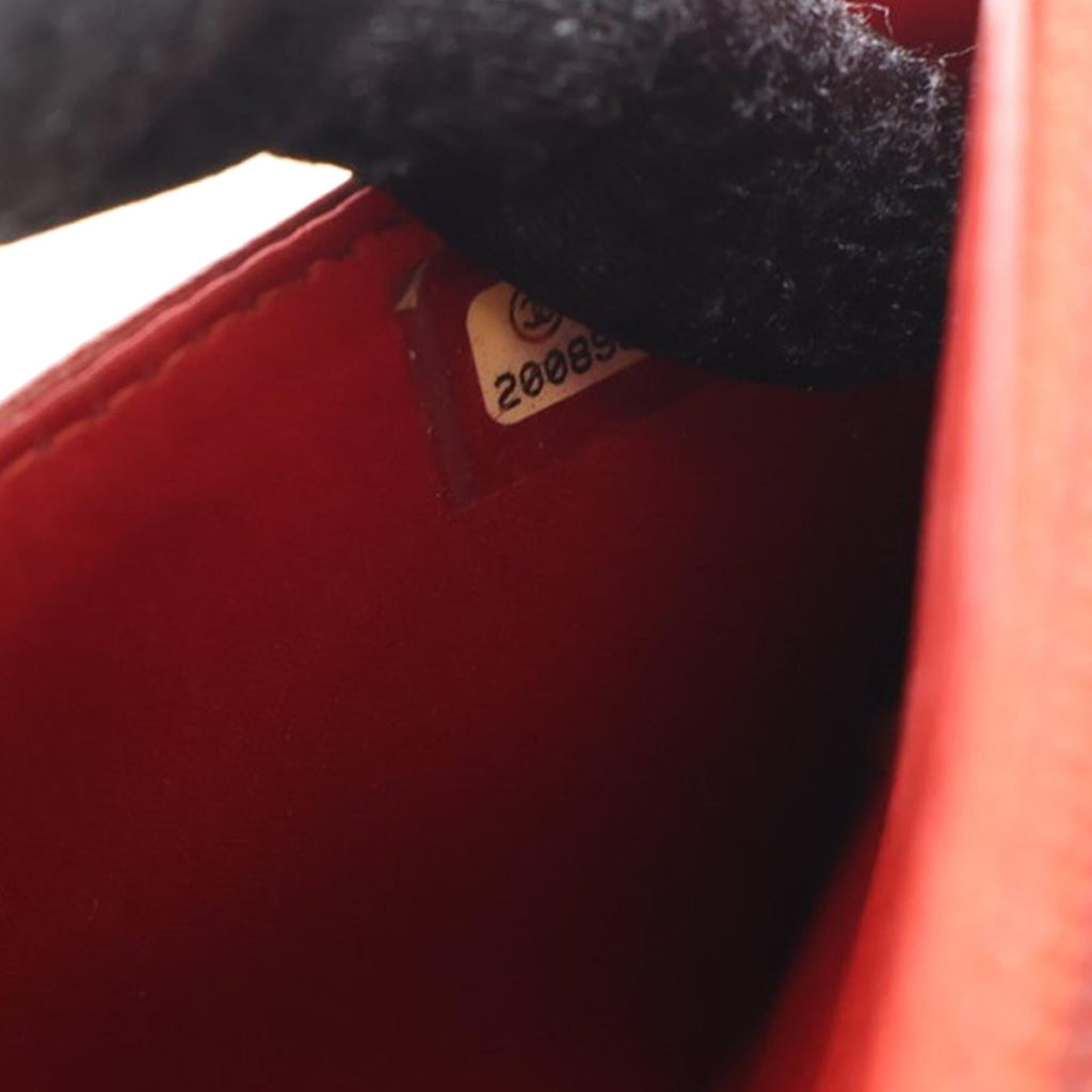 Chanel CC Embossed Lambskin Camellia Wallet on Chain - Red