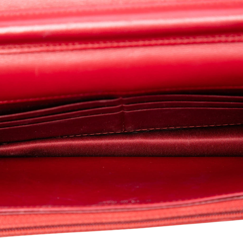 Chanel CC Embossed Lambskin Camellia Wallet on Chain - Red