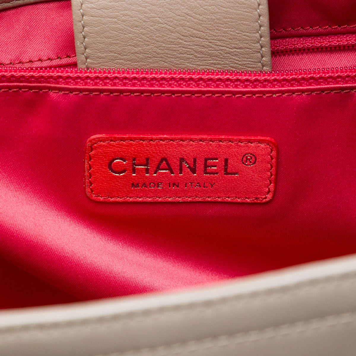 Chanel CC Patent Lipstick Ligne Tote Bag - Brown