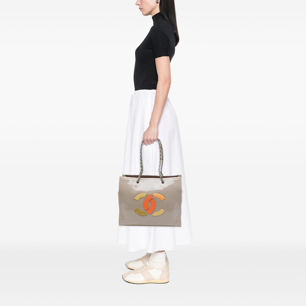 Chanel CC Patent Lipstick Ligne Tote Bag - Brown