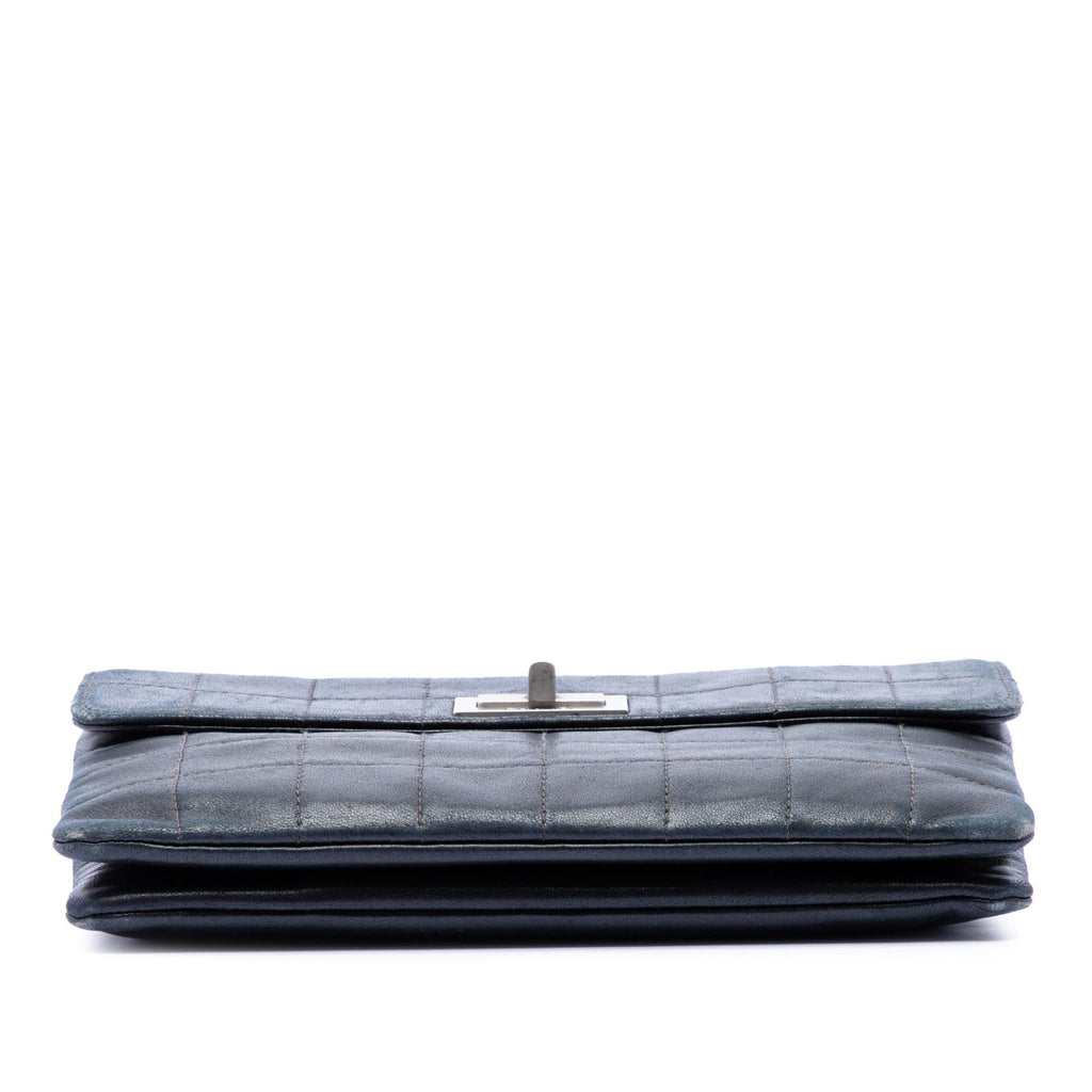 Chanel Choco Bar Lambskin Reissue 2.55 Flap Clutch - Black