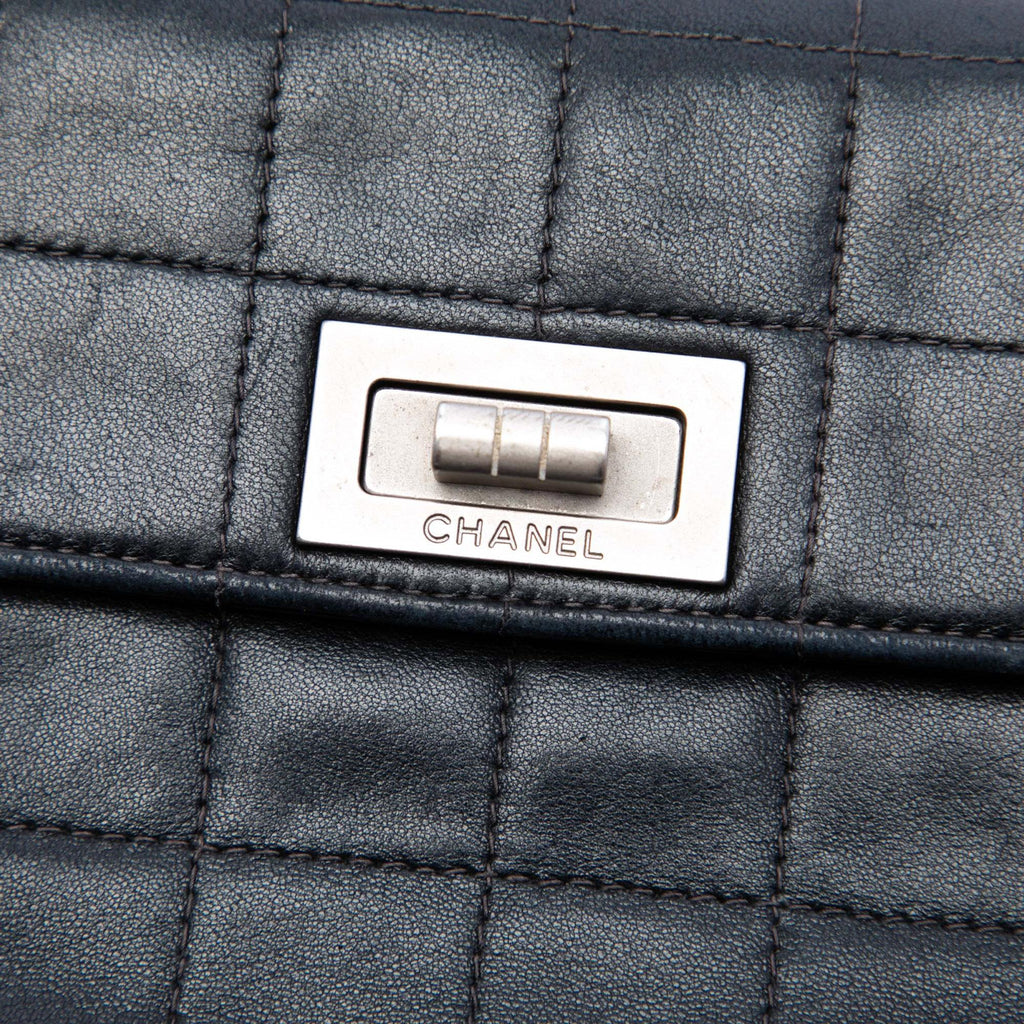 Chanel Choco Bar Lambskin Reissue 2.55 Flap Clutch - Black