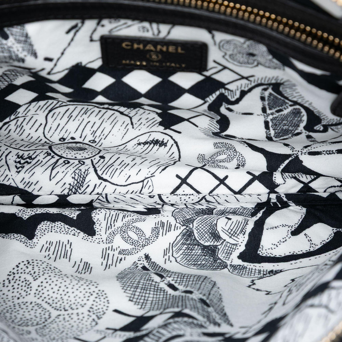 Chanel Medium Goatskin Lucky Clover O Case Clutch - Black