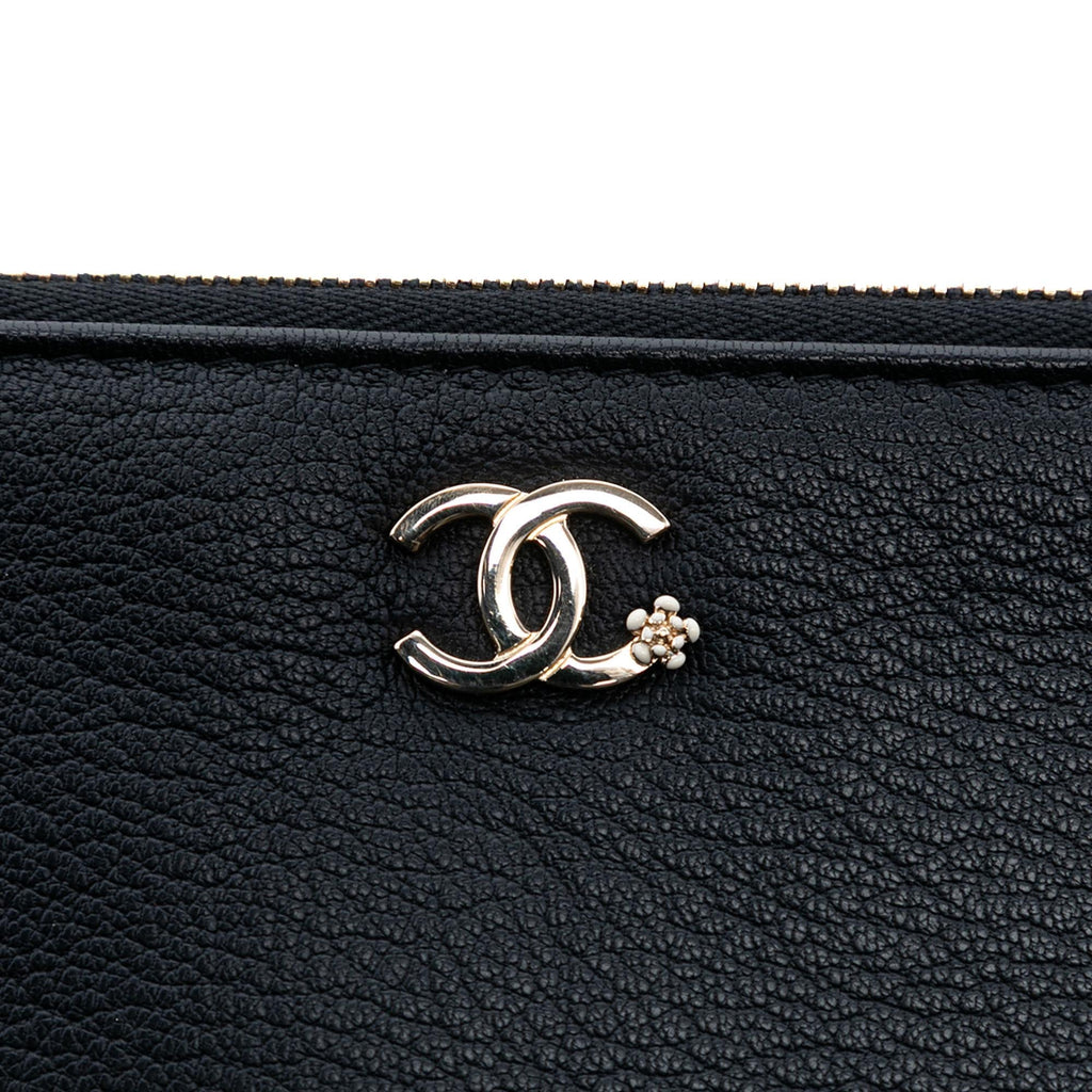 Chanel Medium Goatskin Lucky Clover O Case Clutch - Black