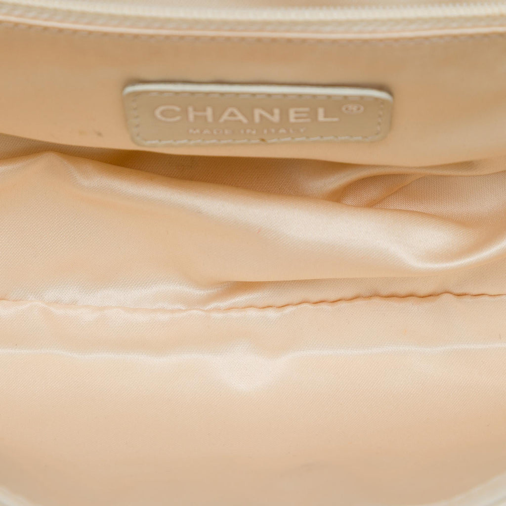 Chanel Quilted Aged Lambskin Reissue 2.55 East West Flap Shoulder Bag - White