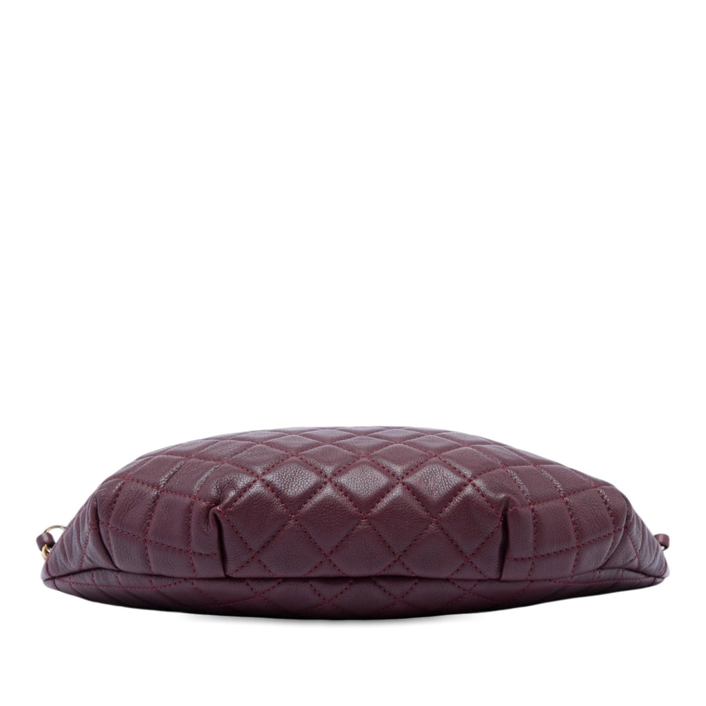 Chanel Quilted Calfskin Banane Waist Bag - Red