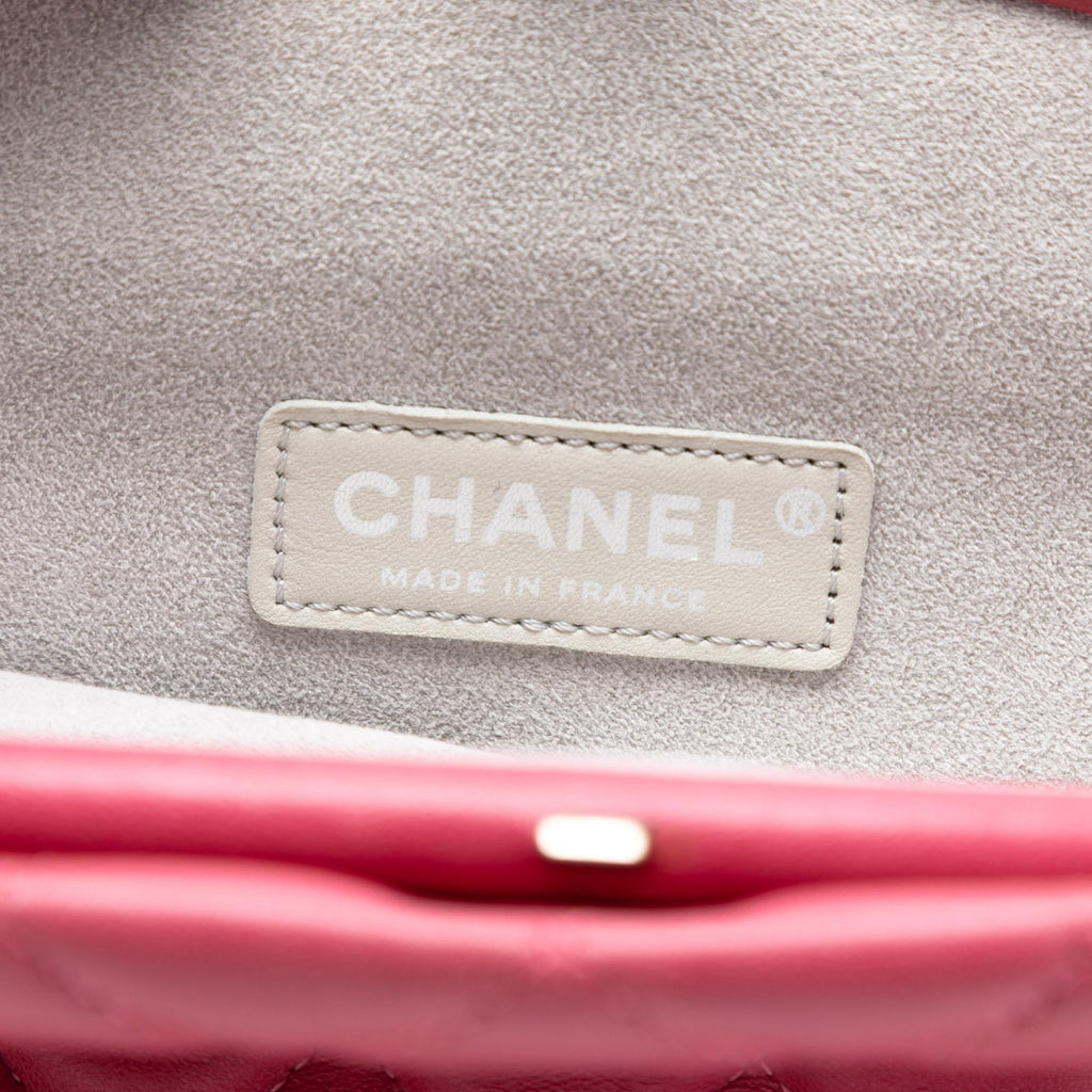 Chanel Quilted Lambskin Kiss Lock Clutch - Pink