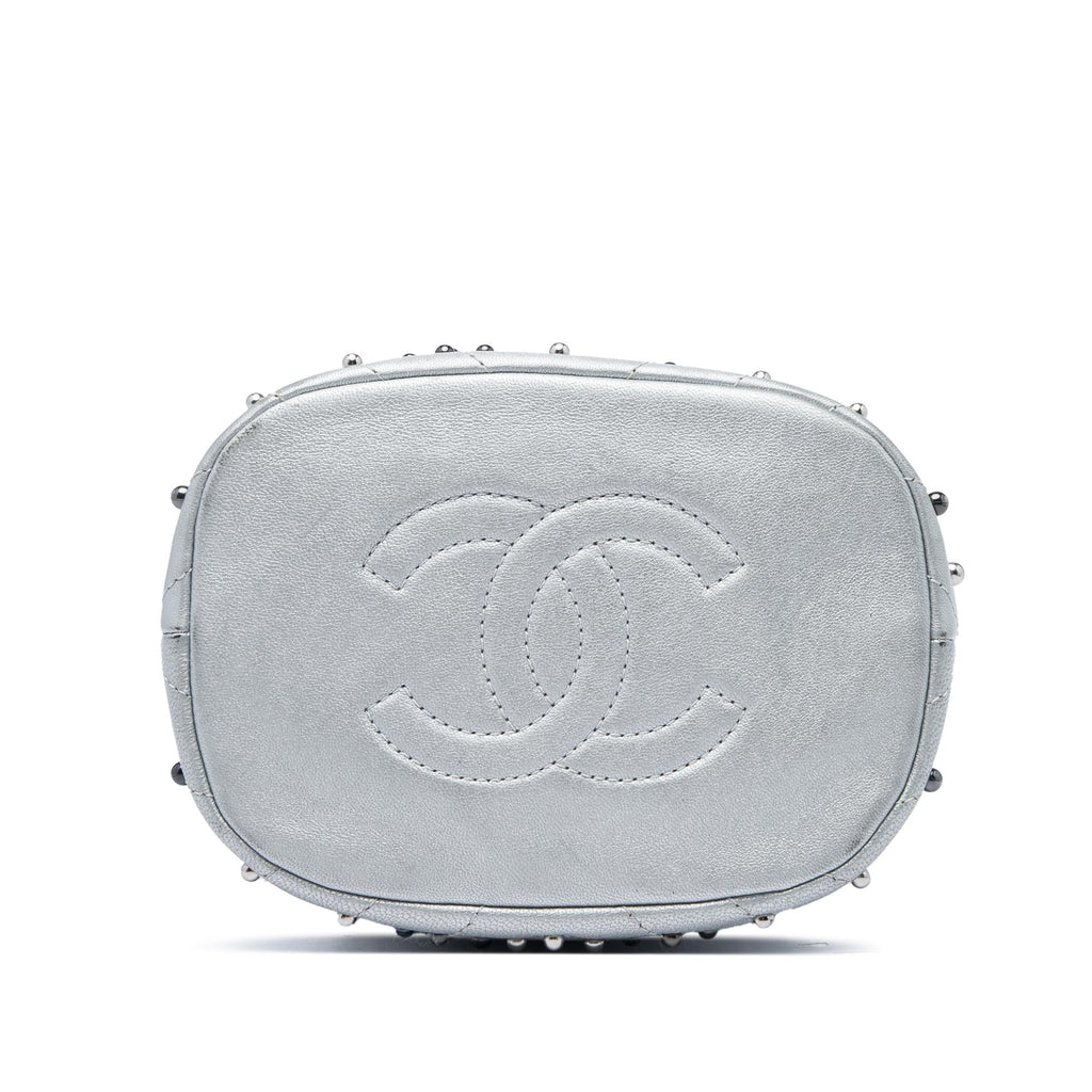Chanel Small Metallic Chevron Lambskin Stud Wars Drawstring Bucket Bag - Silver