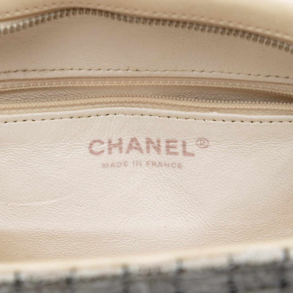 Chanel Tweed and Resin Zipped Shopping Bag - White