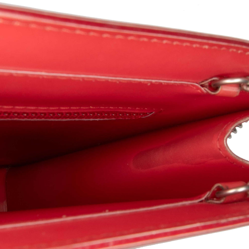 Chanel Vinyl Hologram CC Shoulder Bag - Red