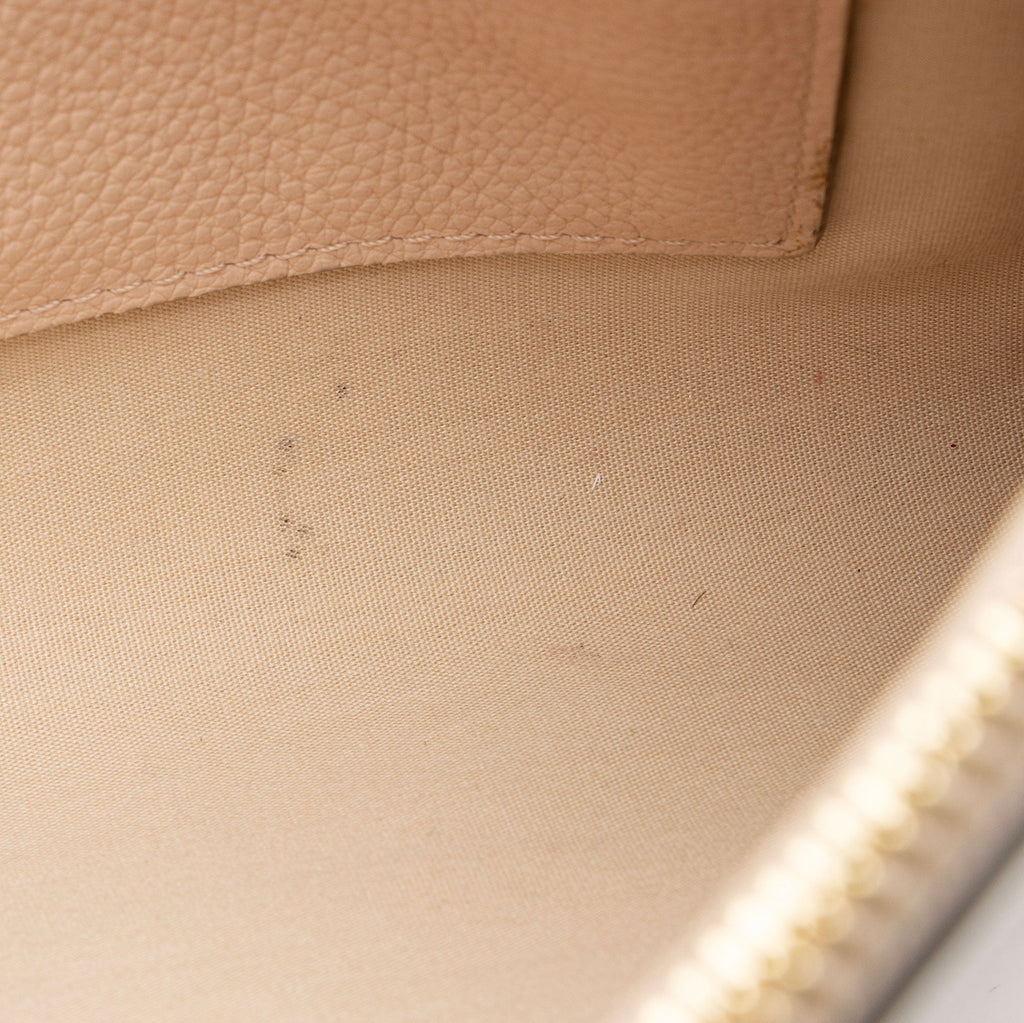 Chloe Grained Calfskin Joe Clutch - Beige/Pink
