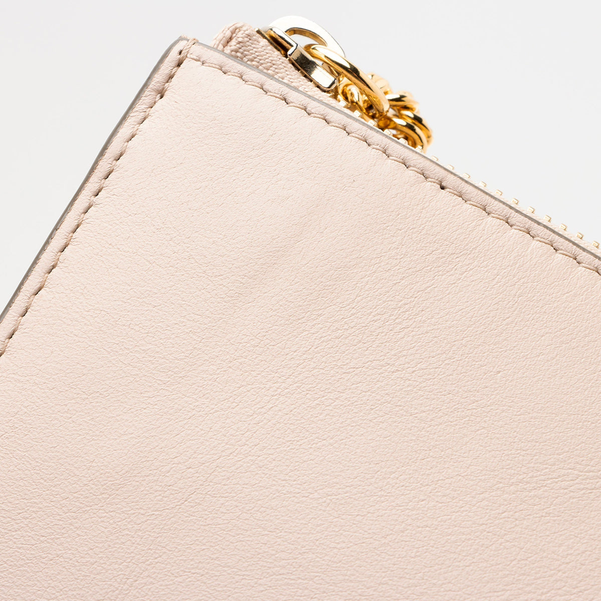 Chloe Grained Calfskin Joe Clutch - Beige/Pink