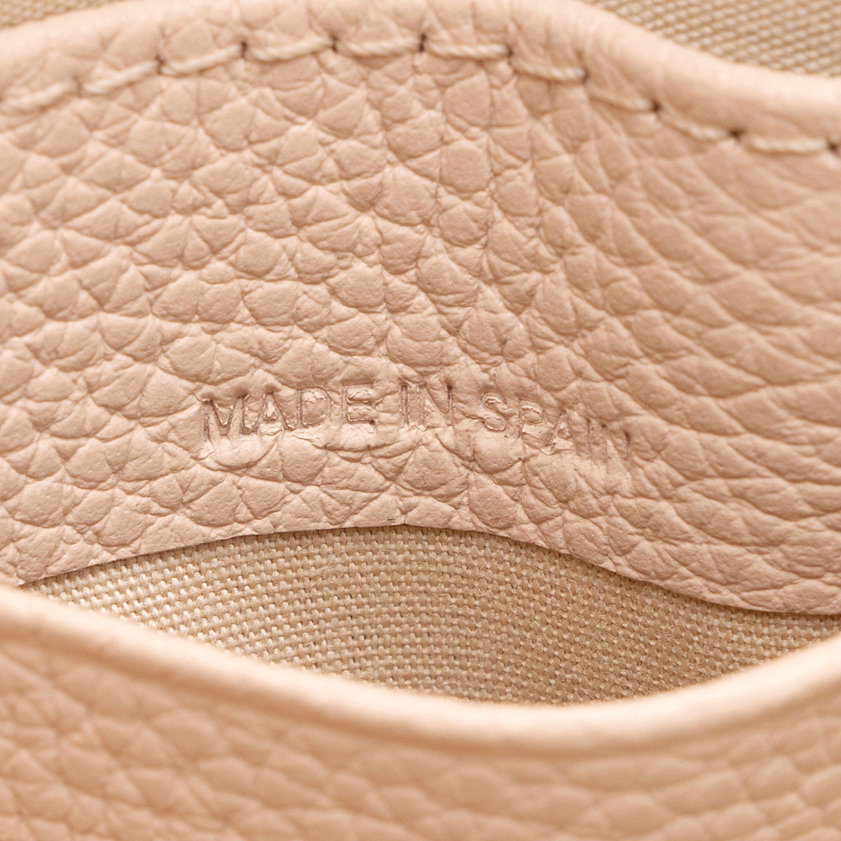 Chloe Grained Calfskin Joe Clutch - Beige/Pink