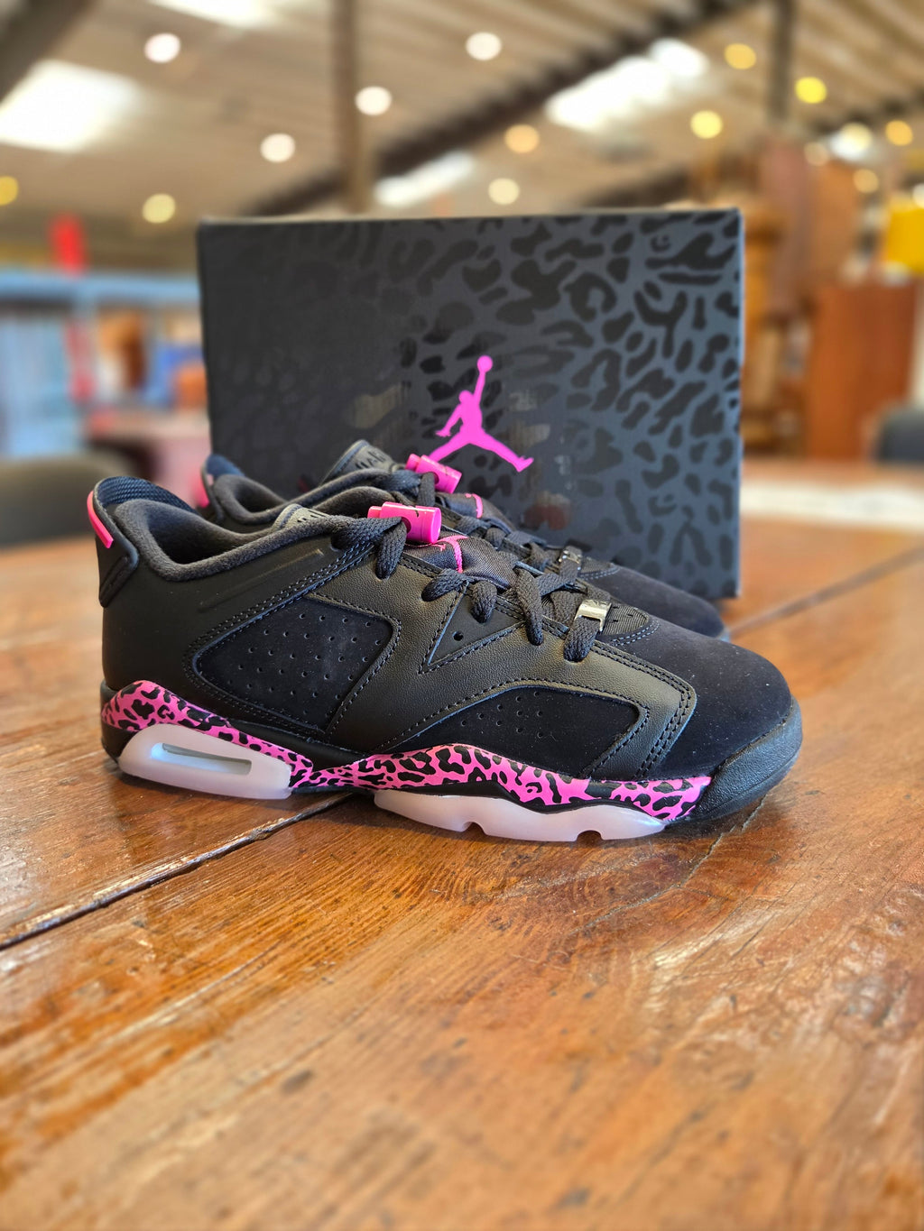 Air Jordan 6 Retro Low GS 'Fearless'