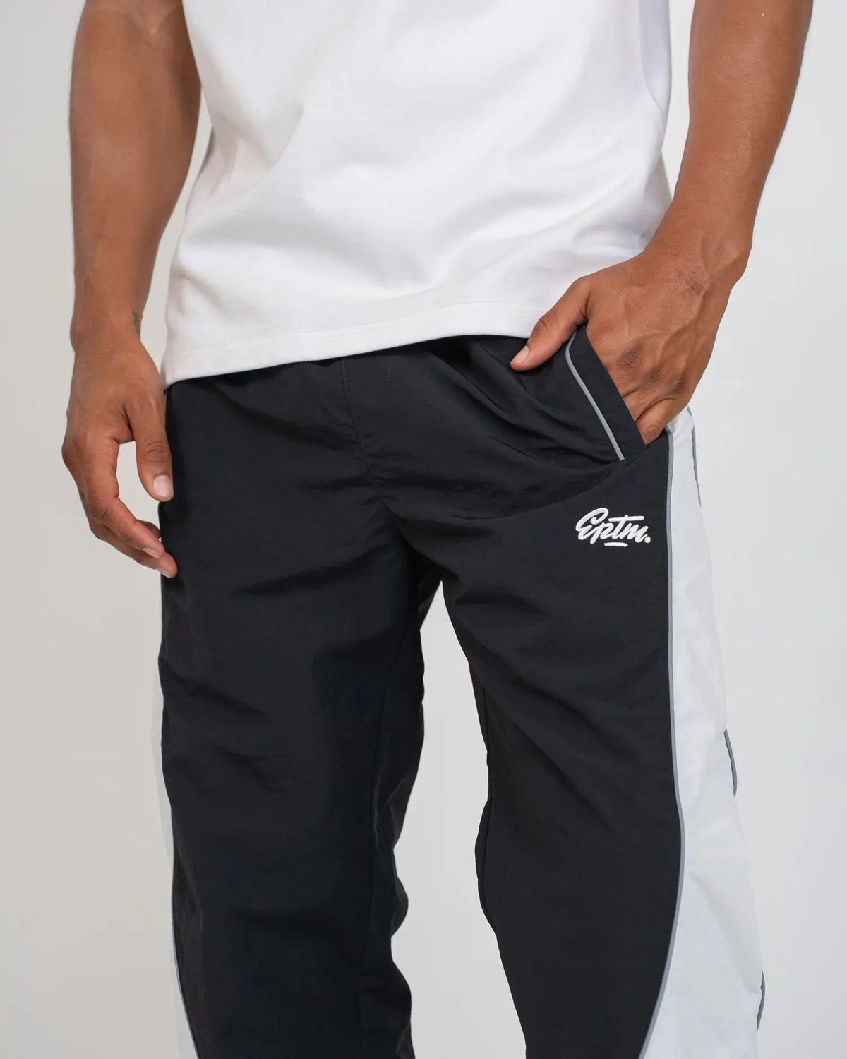 EPTM DC PANTS BLACK