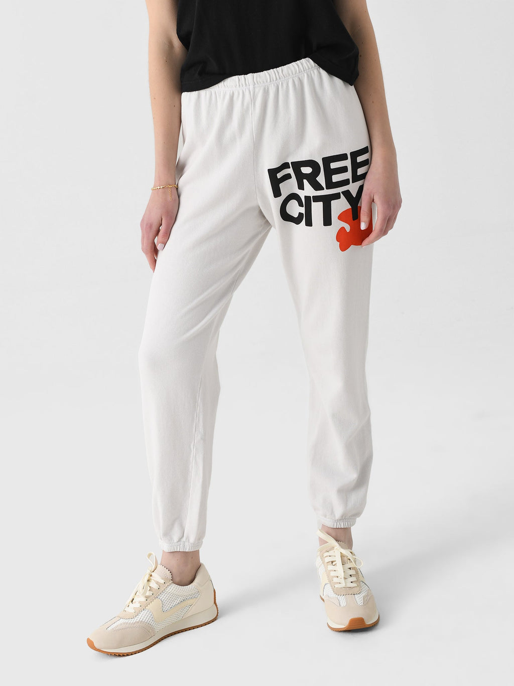 FREE CITY Women's Large Logo Sweatpant