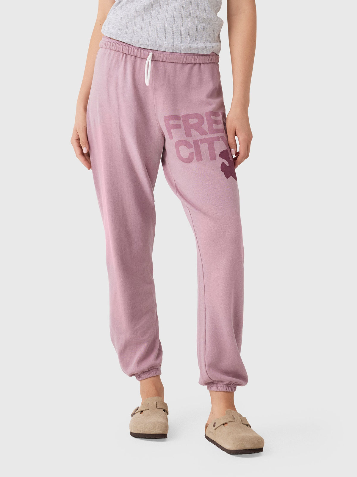 FREE CITY Women's Large Logo Sweatpant