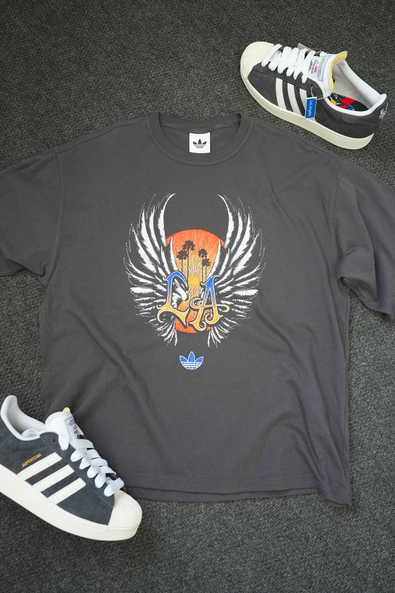 ADIDAS LA WINGS "PRIVATE' TEE UTILITY BLACK